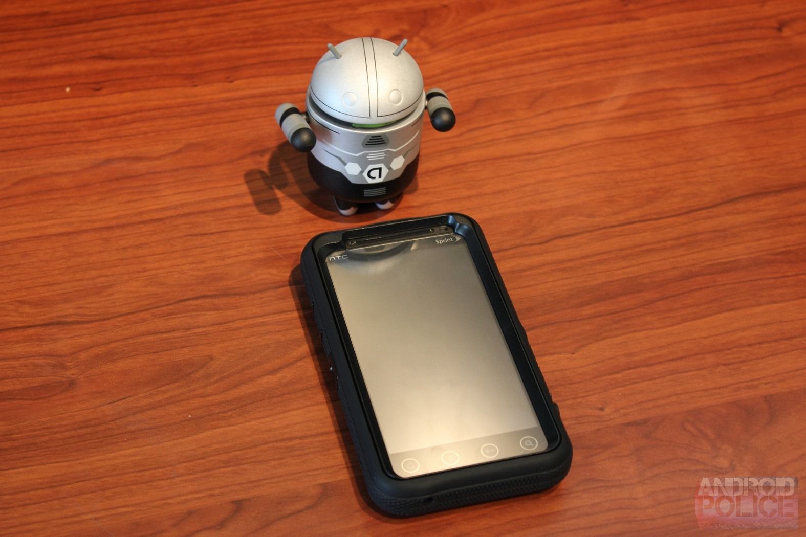 Review And Comparison Of All Three Otterbox Cases For The EVO 3D