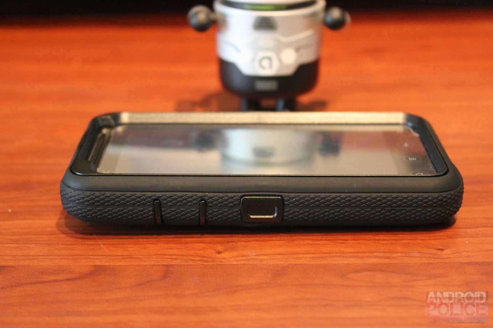 Review And Comparison Of All Three Otterbox Cases For The EVO 3D