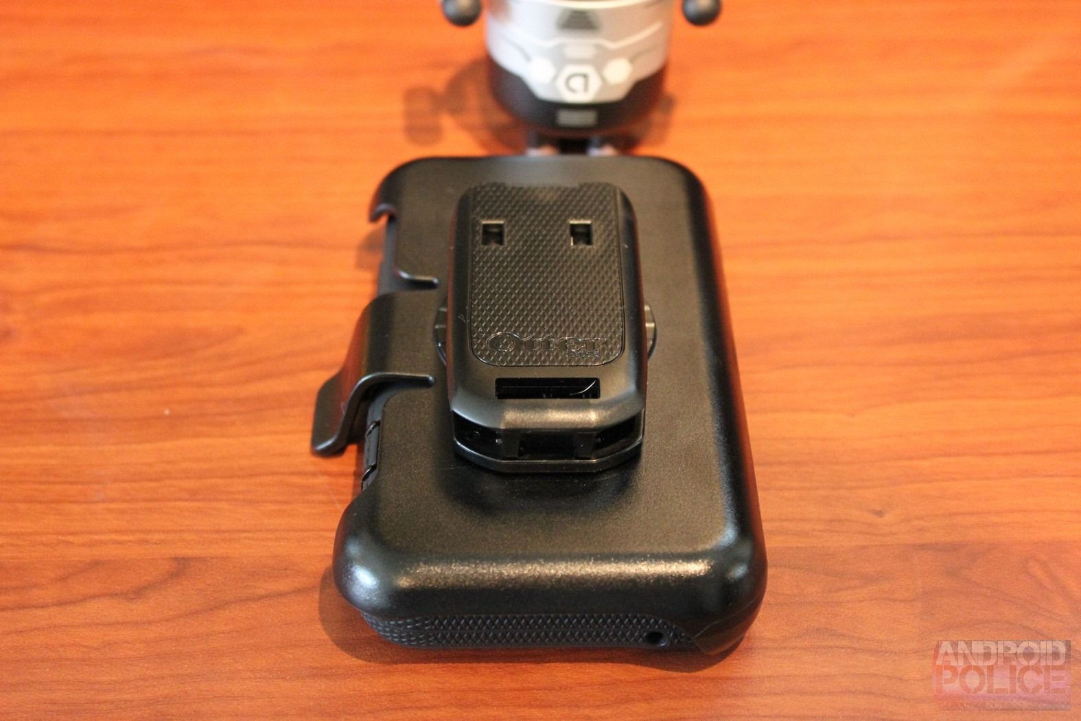 Review And Comparison Of All Three Otterbox Cases For The EVO 3D