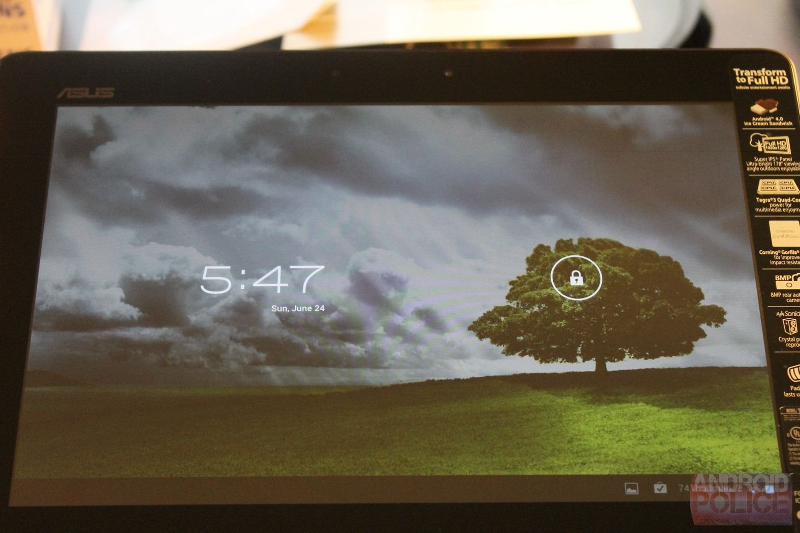 Asus Transformer Pad Infinity (TF700 Wi-Fi) Review: At The Crossroads ...