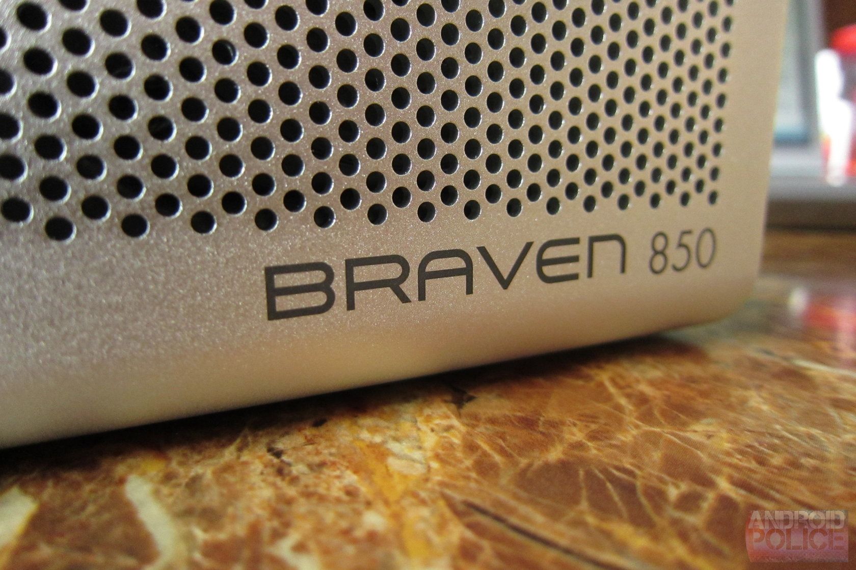 Braven 405 brings powerful HD sound in a colorful, portable