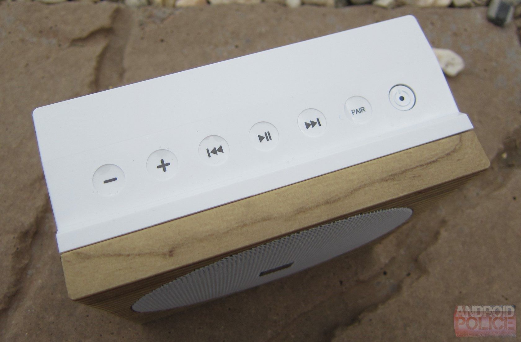 Soundfreaq Sound Spot Review: A Speaker That Looks As Good As It Sounds