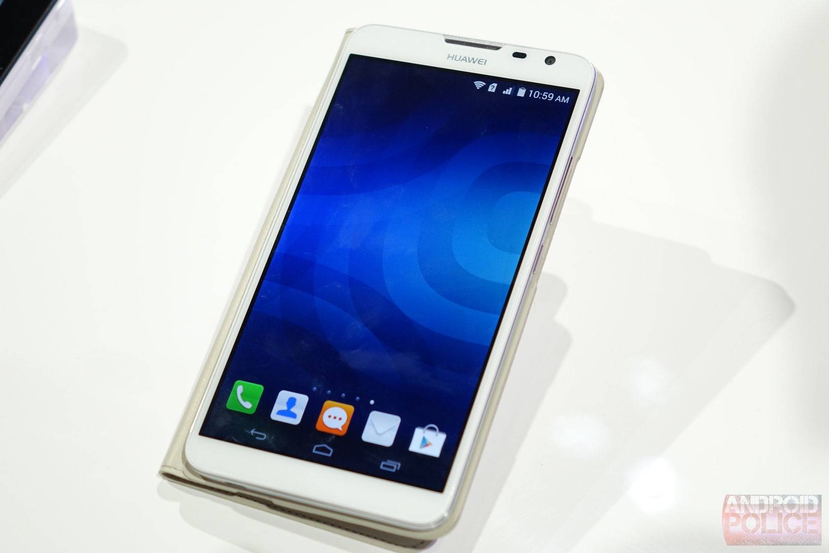 CES 2014] Hands-On With Ascend Mate 2 4G: 6.1&quot;, Other Big Numbers