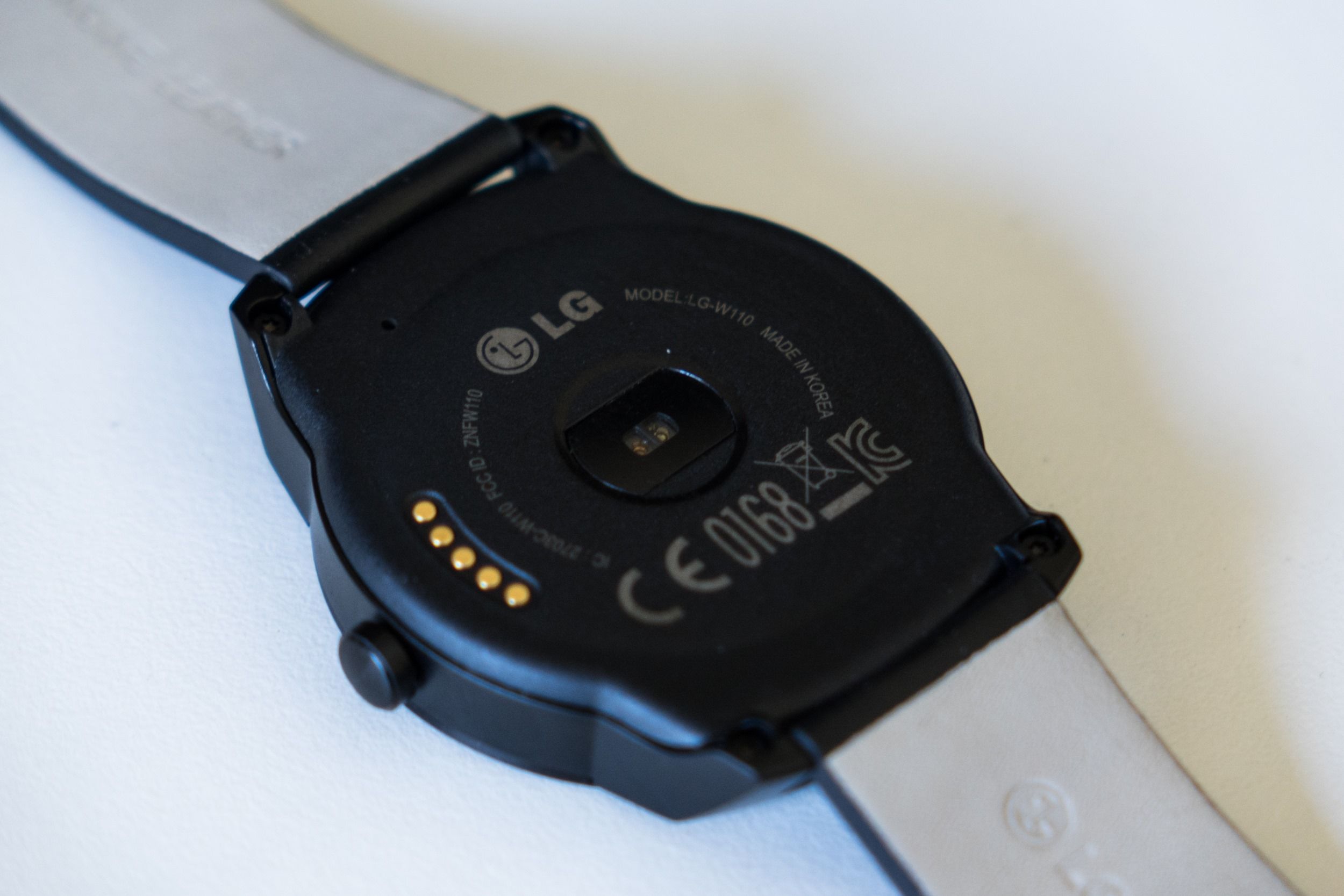 LG G Watch R First Impressions Very Good, But Price Will Be Crucial