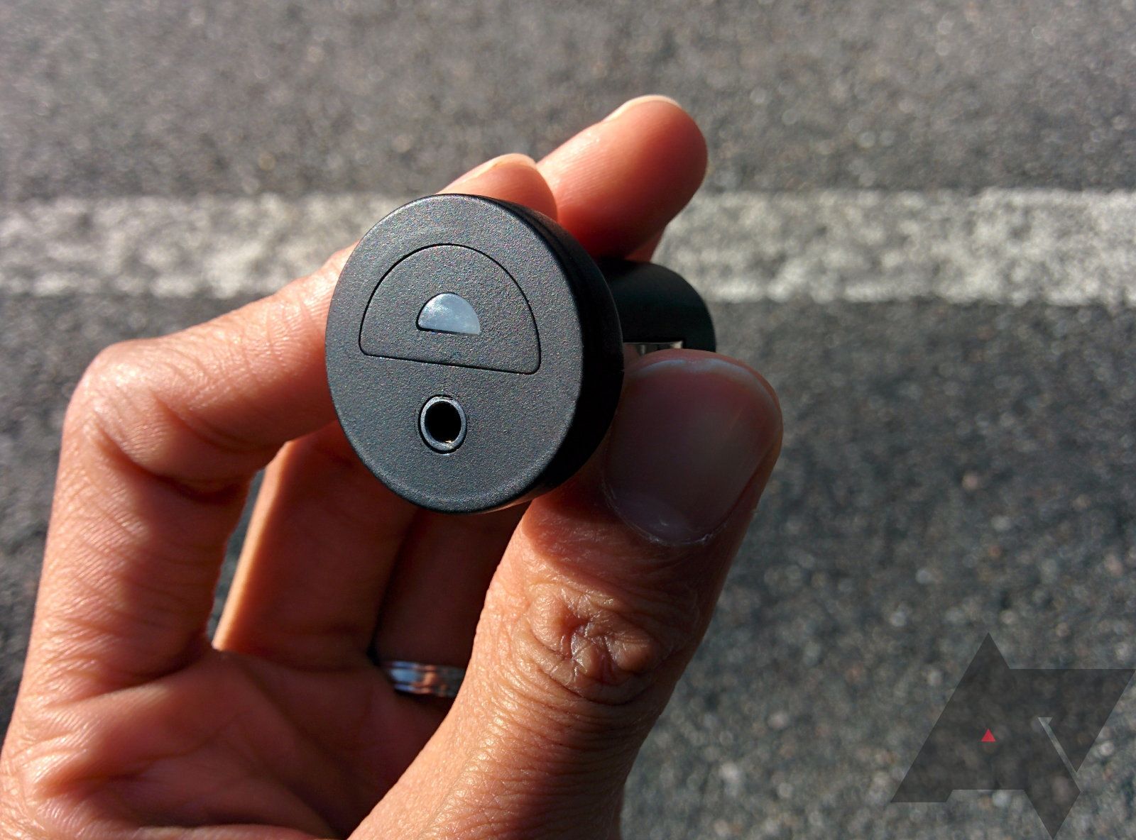 Griffin iTrip AUX Review A Cheap Way To Get Bluetooth In Your Car That