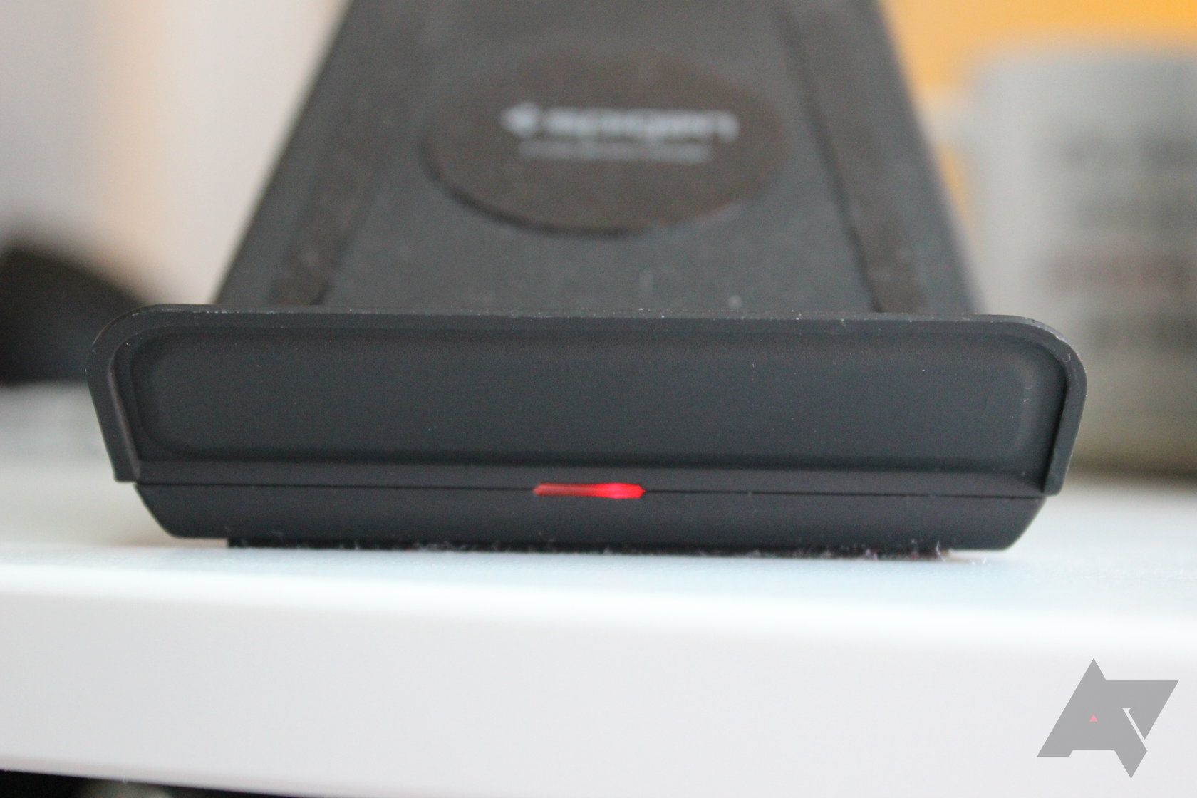 Spigen F300 Wireless Charger Review Look Out, TYLT