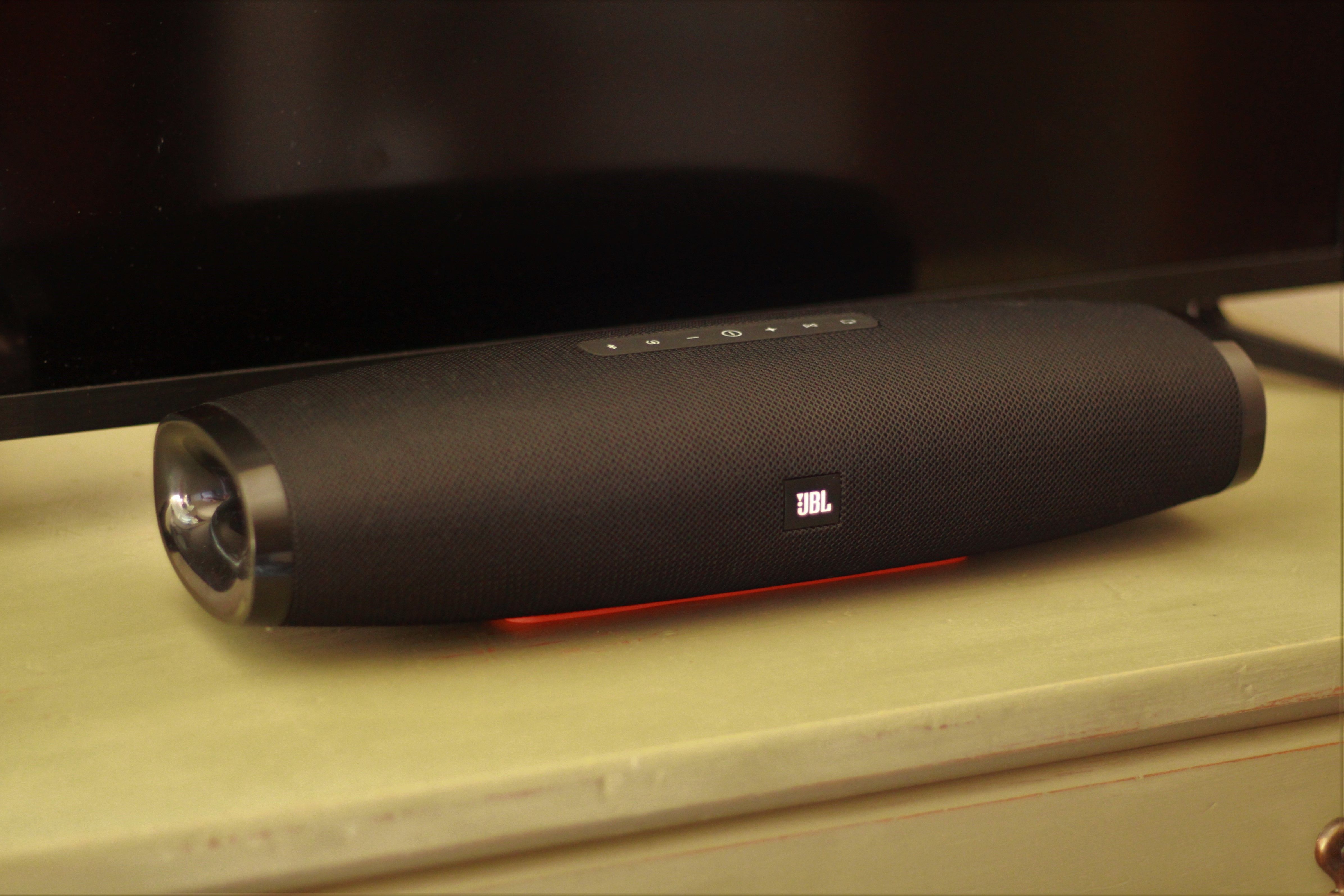 system Personligt Creep Review: The JBL Boost TV - An Excellent Speaker For Your Dorm Or Bedroom