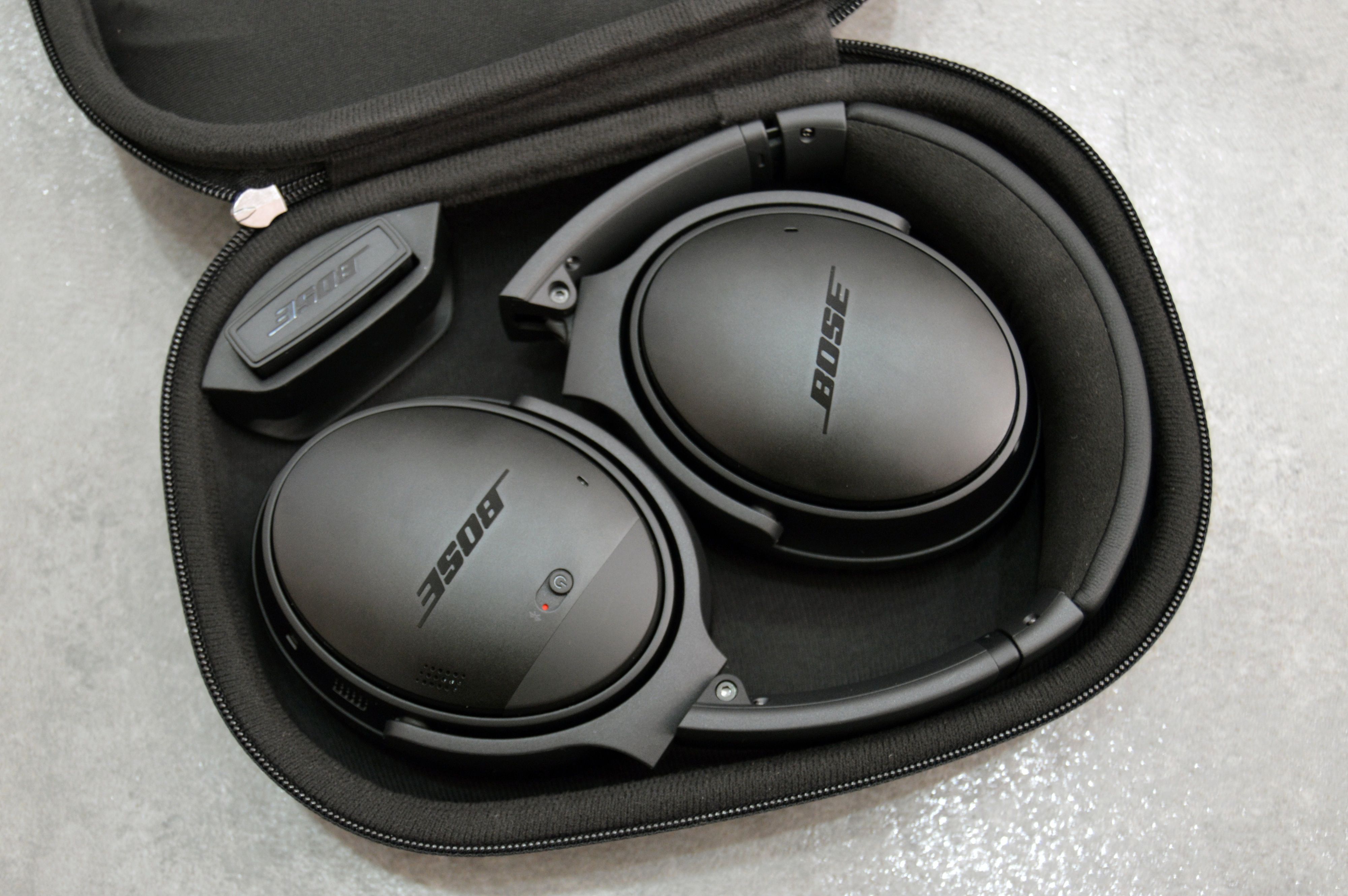 Bose QuietComfort-35 Wireless Headphones (Black) : Amazon.in: Electronics