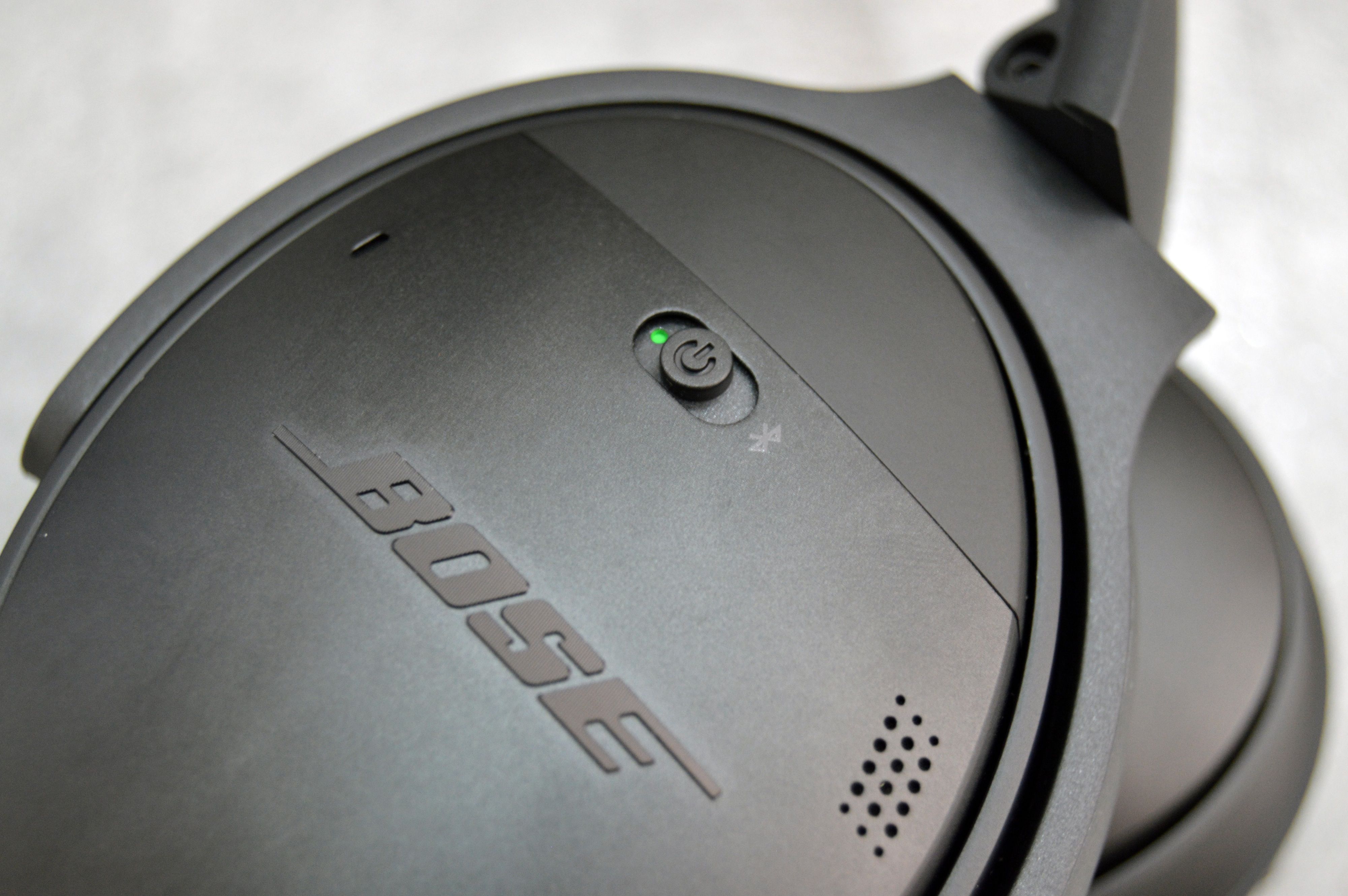 Bose QuietComfort 35 review: Superb quiet and comfort come
