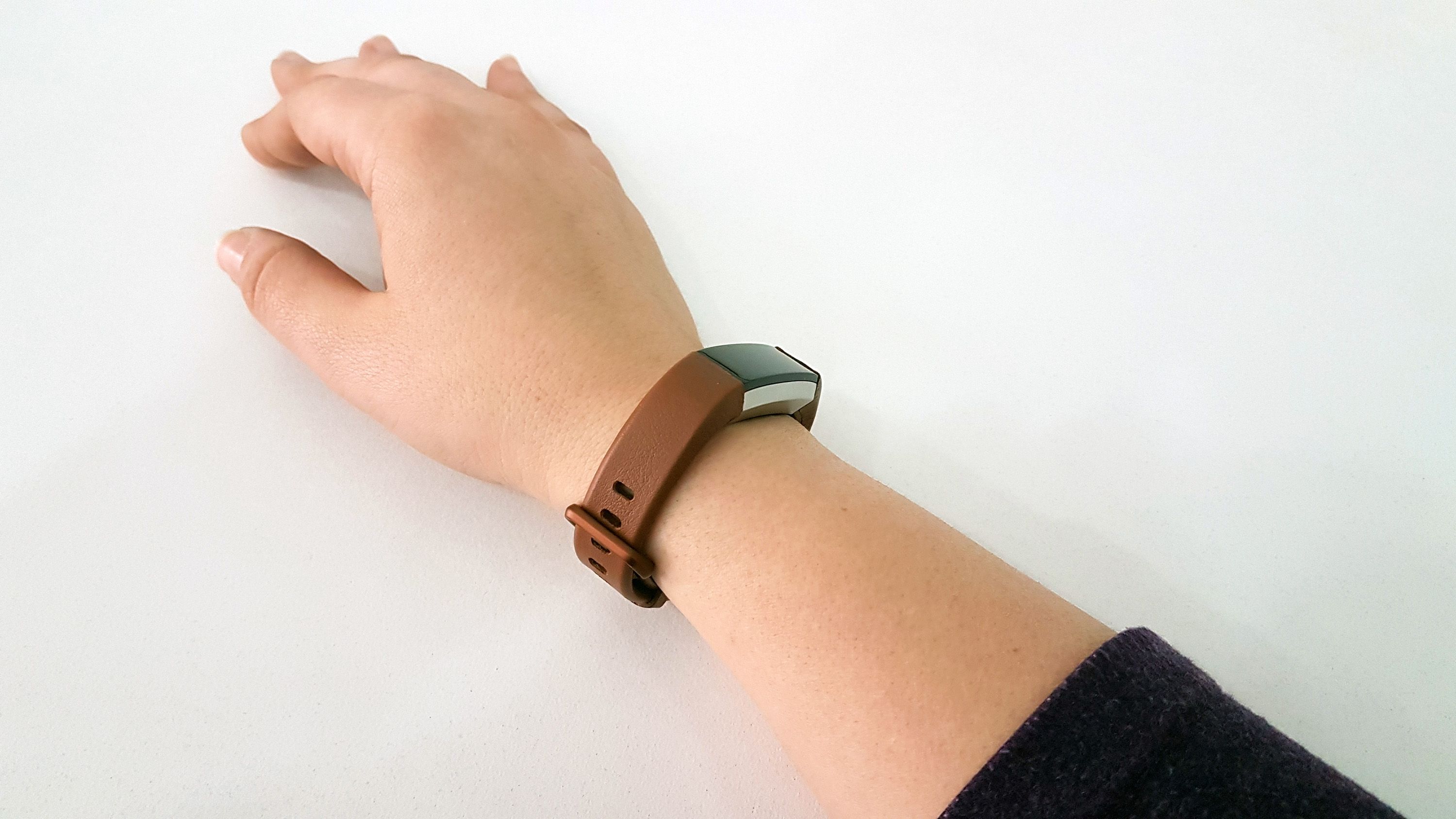 fitbit alta hr tory burch