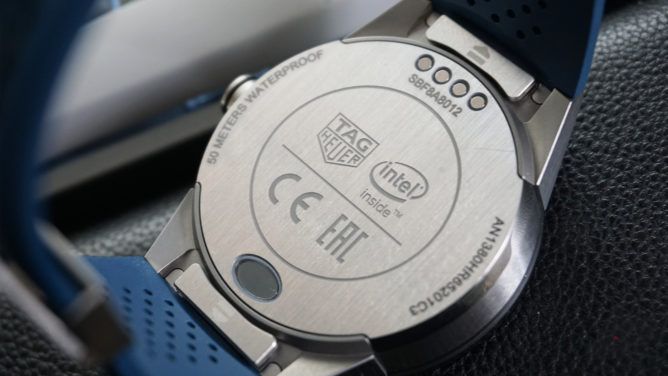 Tag heuer connected 2025 modular 45 charging puck