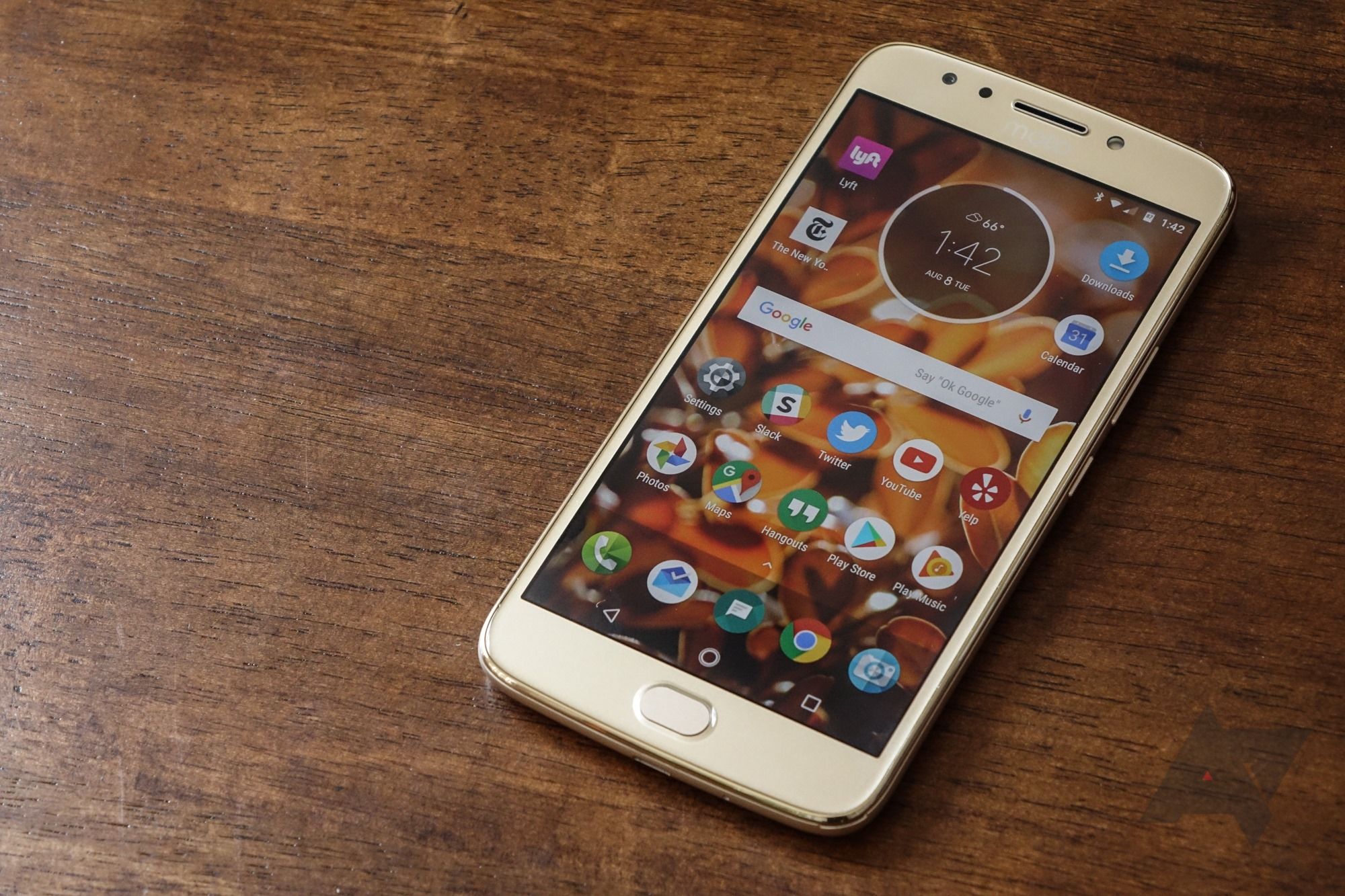 Motorola Moto E4 Plus review: A bigger screen and battery make a better  smartphone?