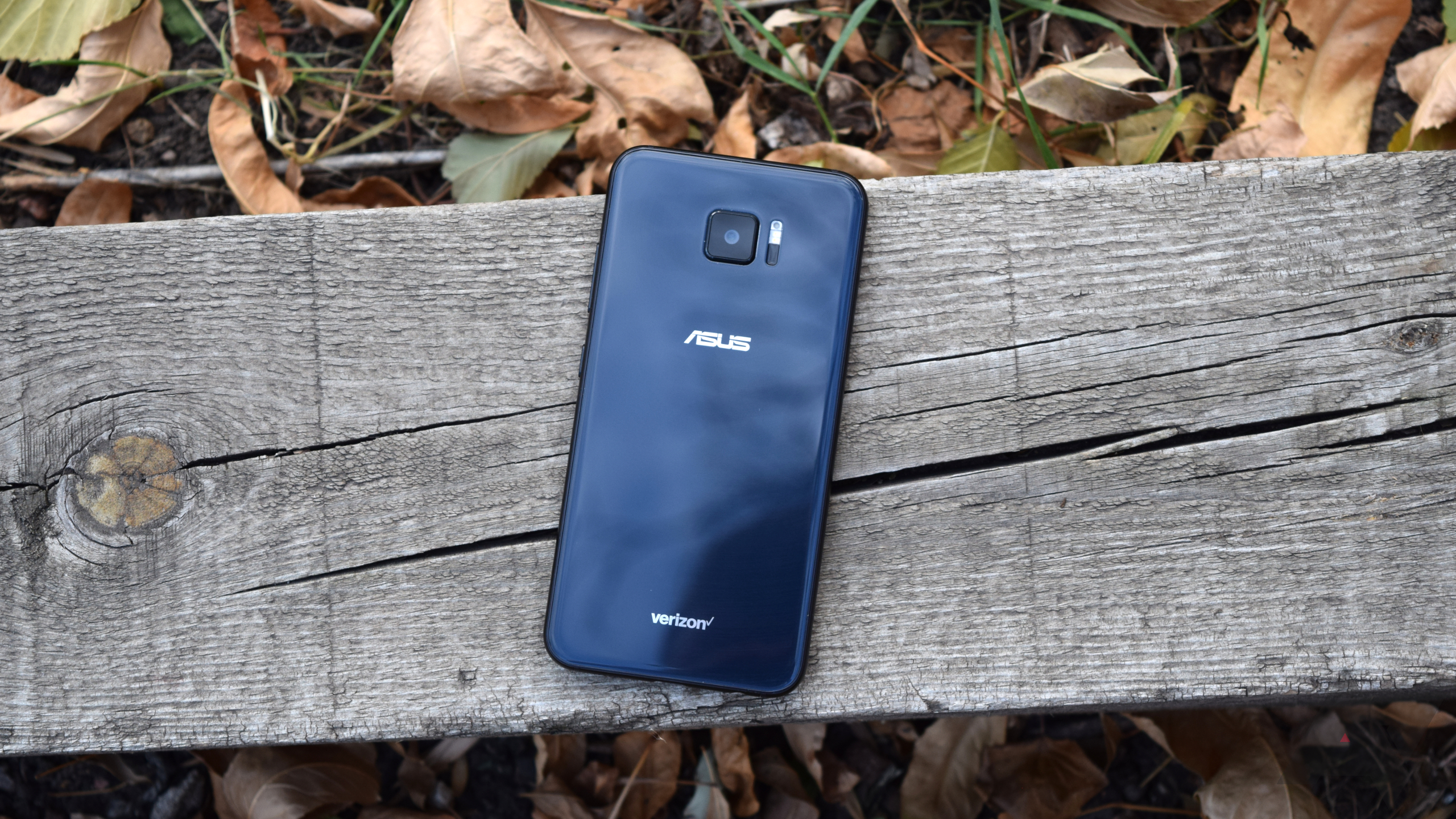 ASUS Zenfone V review: A very cheap Verizon exclusive that gets the job done