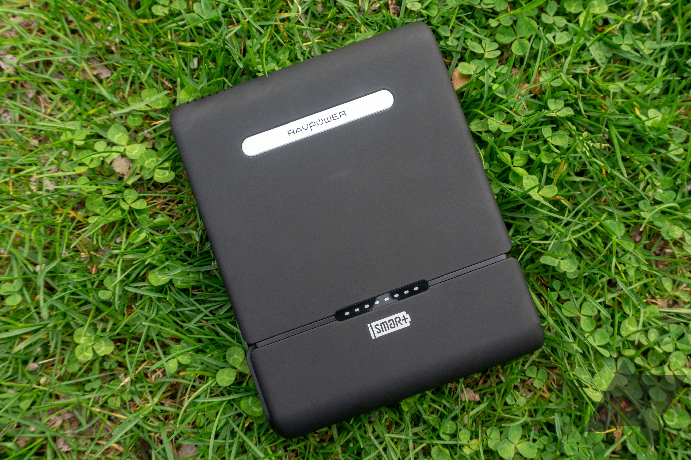 Review: RAVPower AC Outlet 27000mAh Power Bank