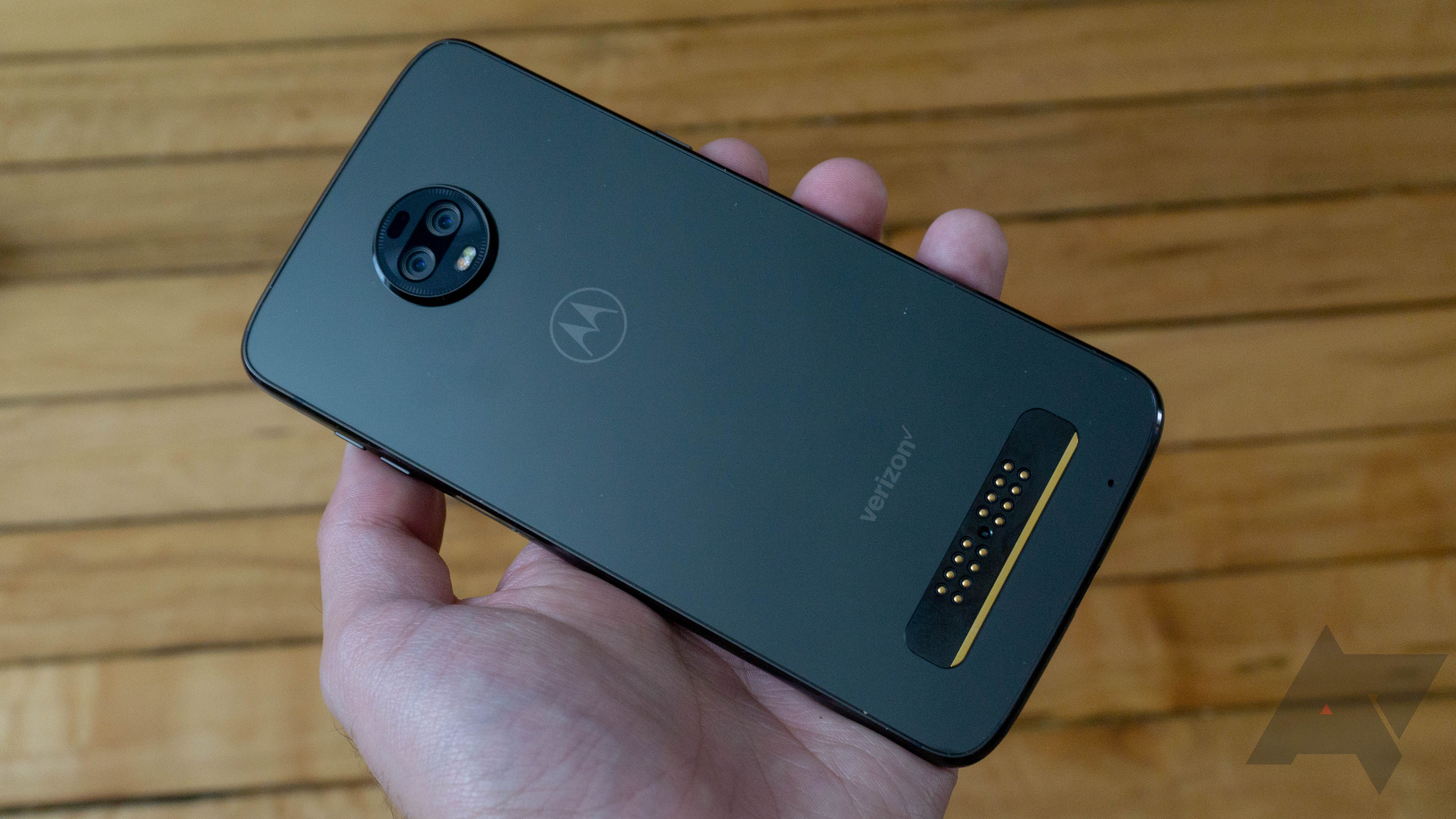 Moto Z3 review: An okay 2017 flagship phone in 2018