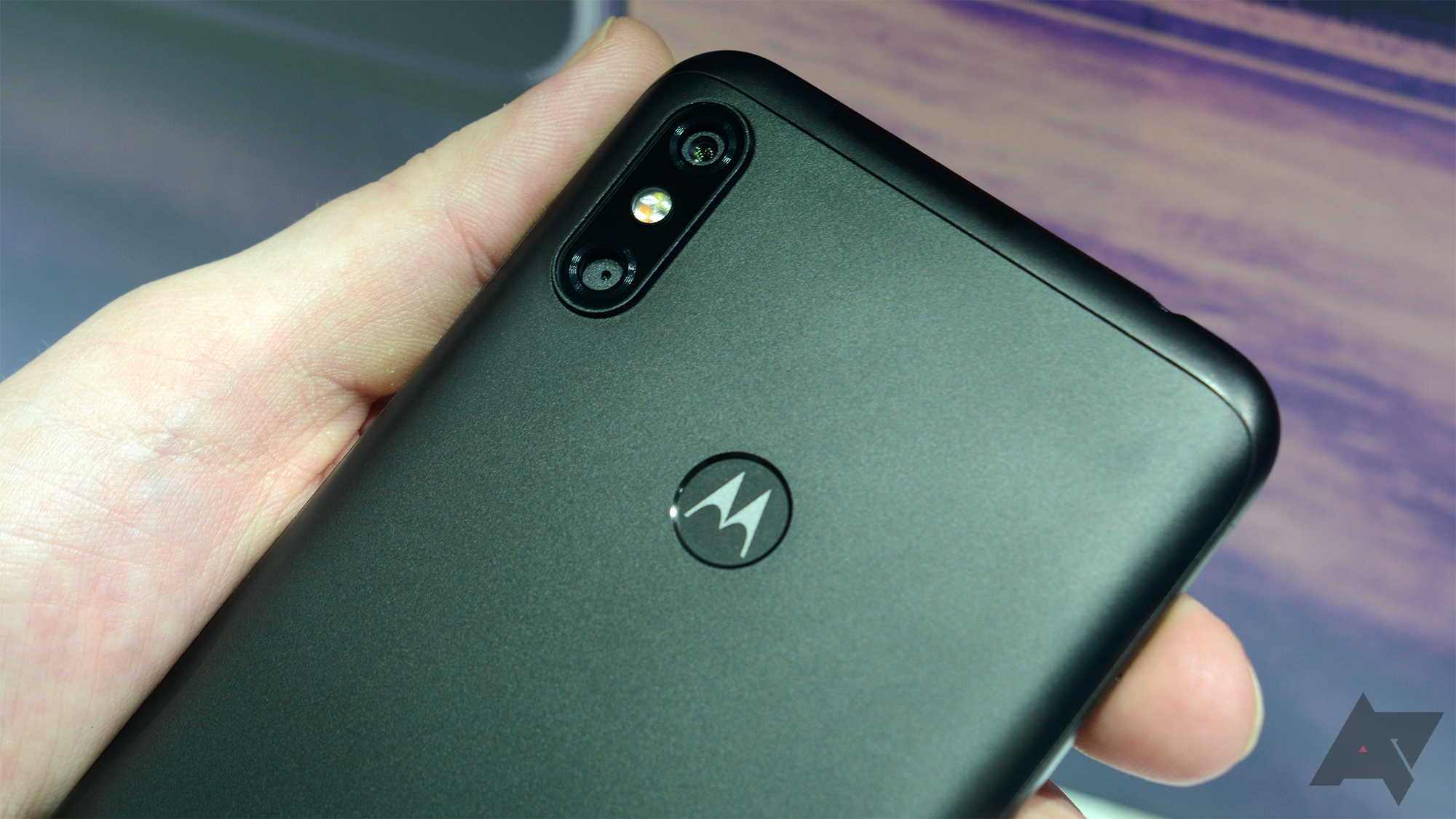 Оне повер. Motorola Moto Android one. Motorola p7089. Motorola p040. Motorola Power.