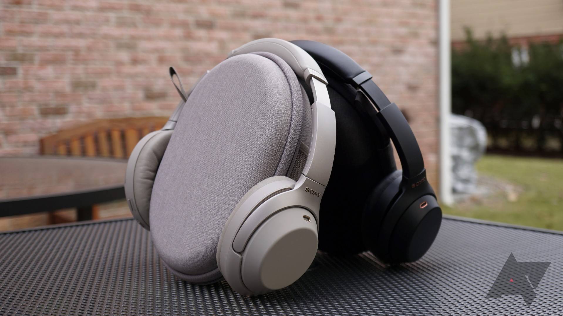 Monday deals: A Sony WH-1000XM3 sale, plus bargain charging ...