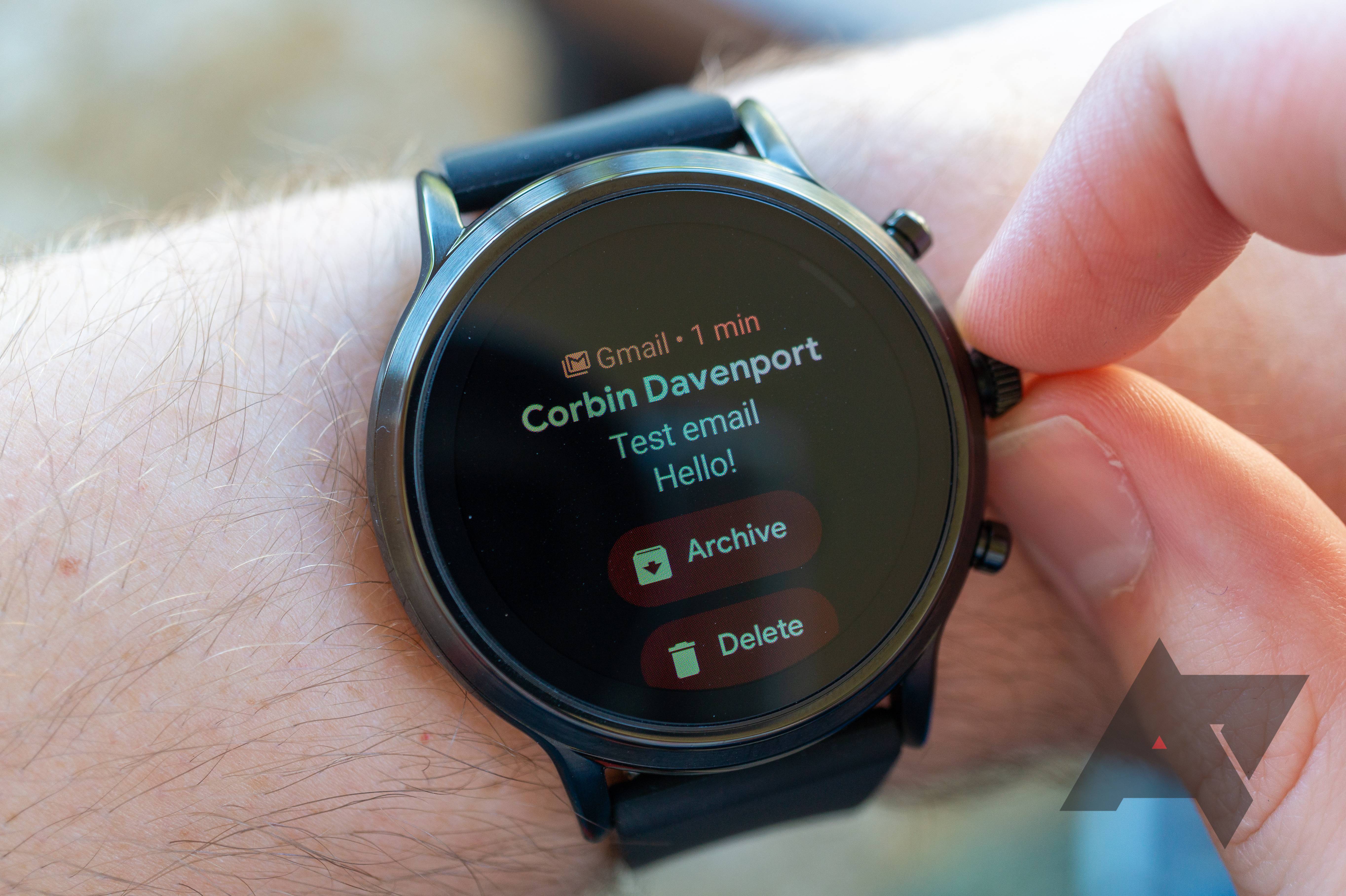 fifth-gen smartwatches showcase OS at its (Update: four months later)