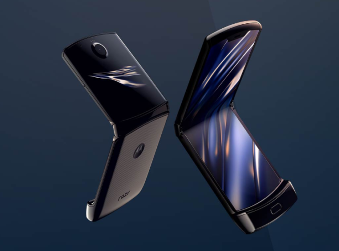 motorola flip phone 2022