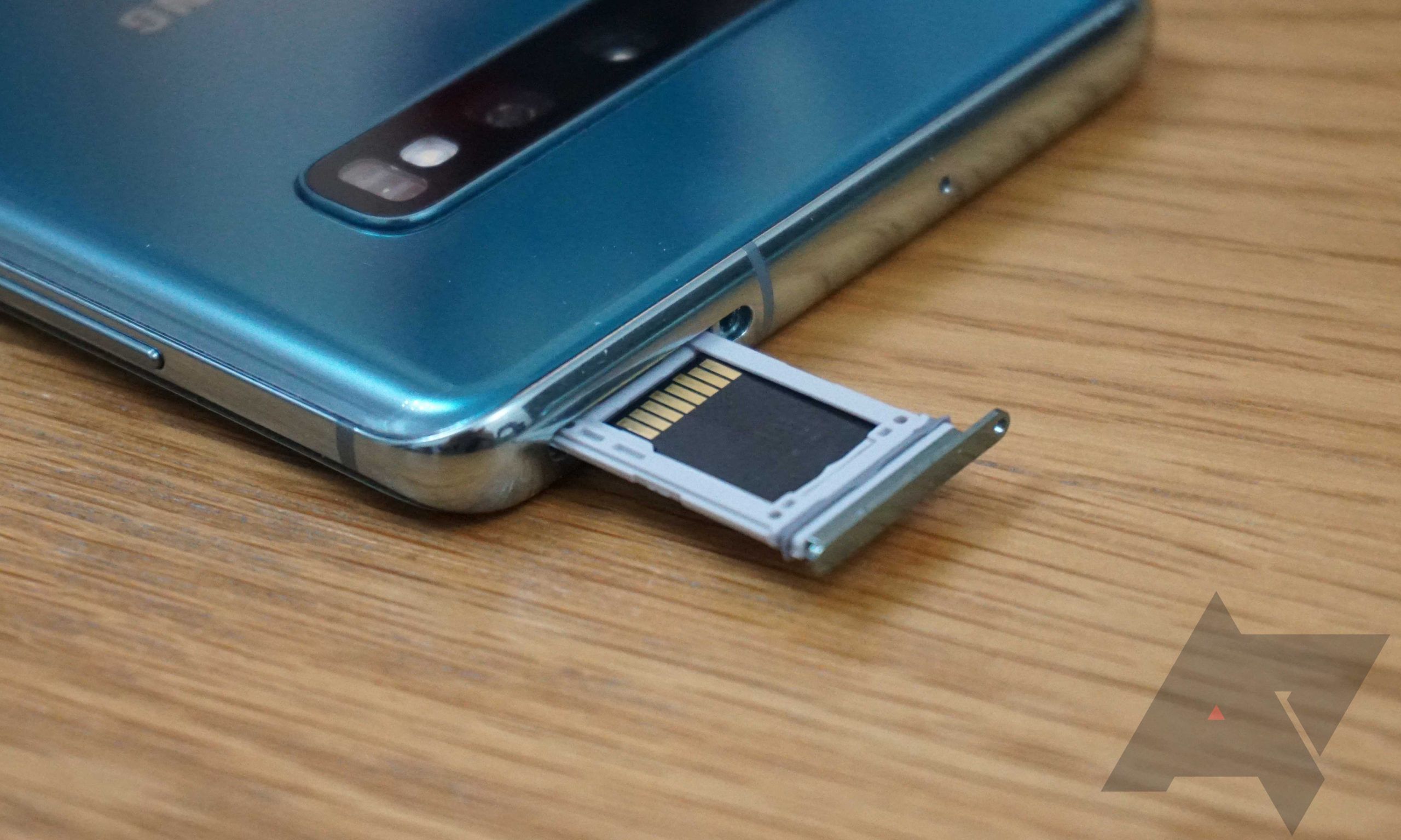 extended sd card slot on Android phone