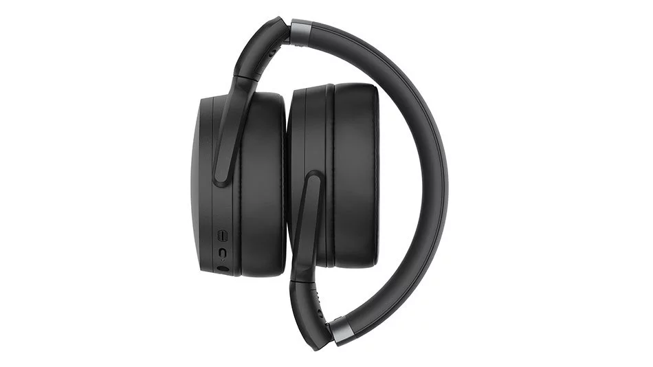 over-ear headphones with USB-C 