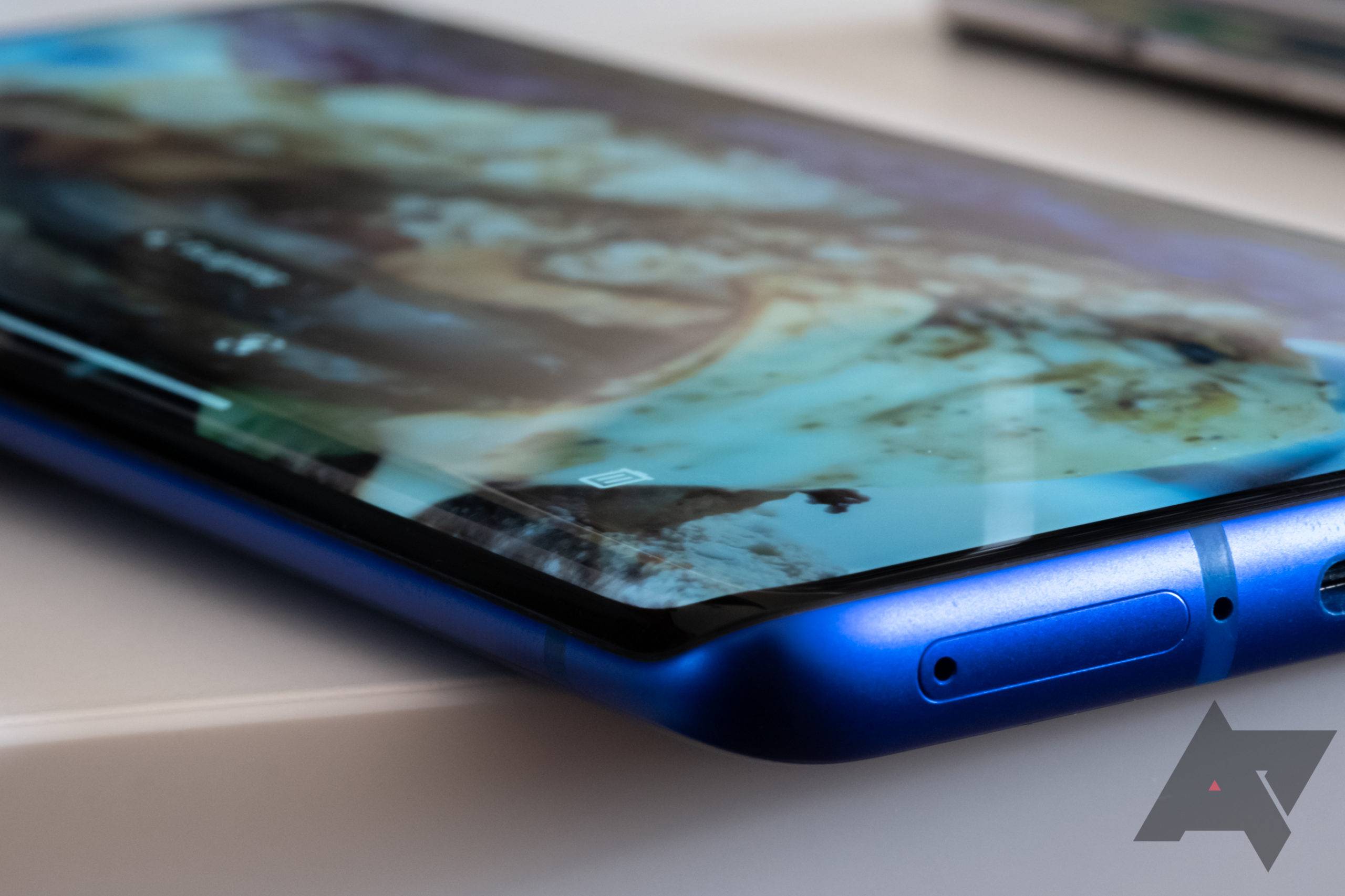 Oneplus 8 Vs 8 Pro Comparison Which Flagship Killer Is Right For You Oneplus 8 Vs 8 Pro Comparison Which Flagship Killer Is Right For You
