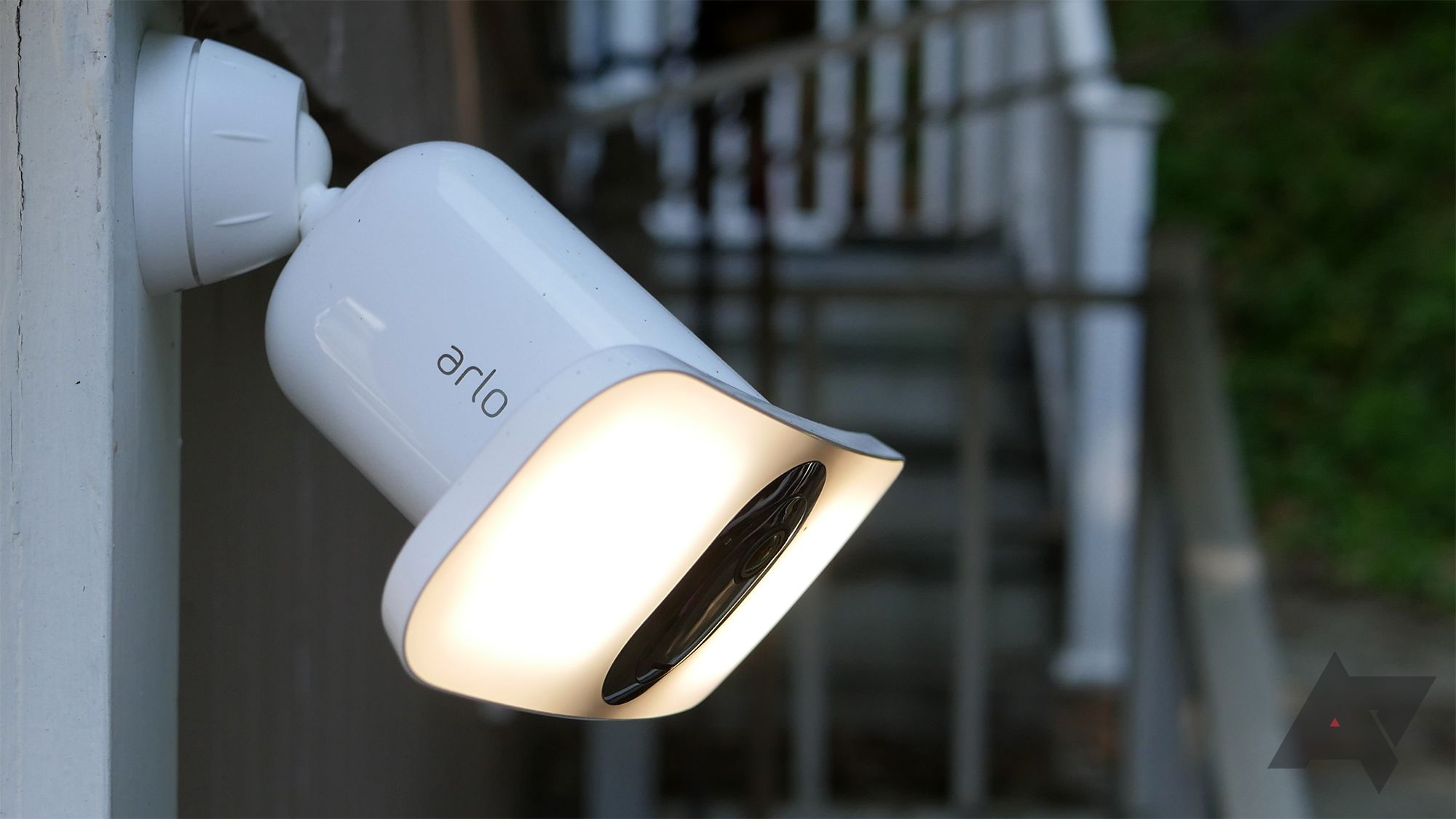 Ring Floodlight Cam Wired Pro vs. Arlo Pro 3 Floodlight Camera Which is right for you?