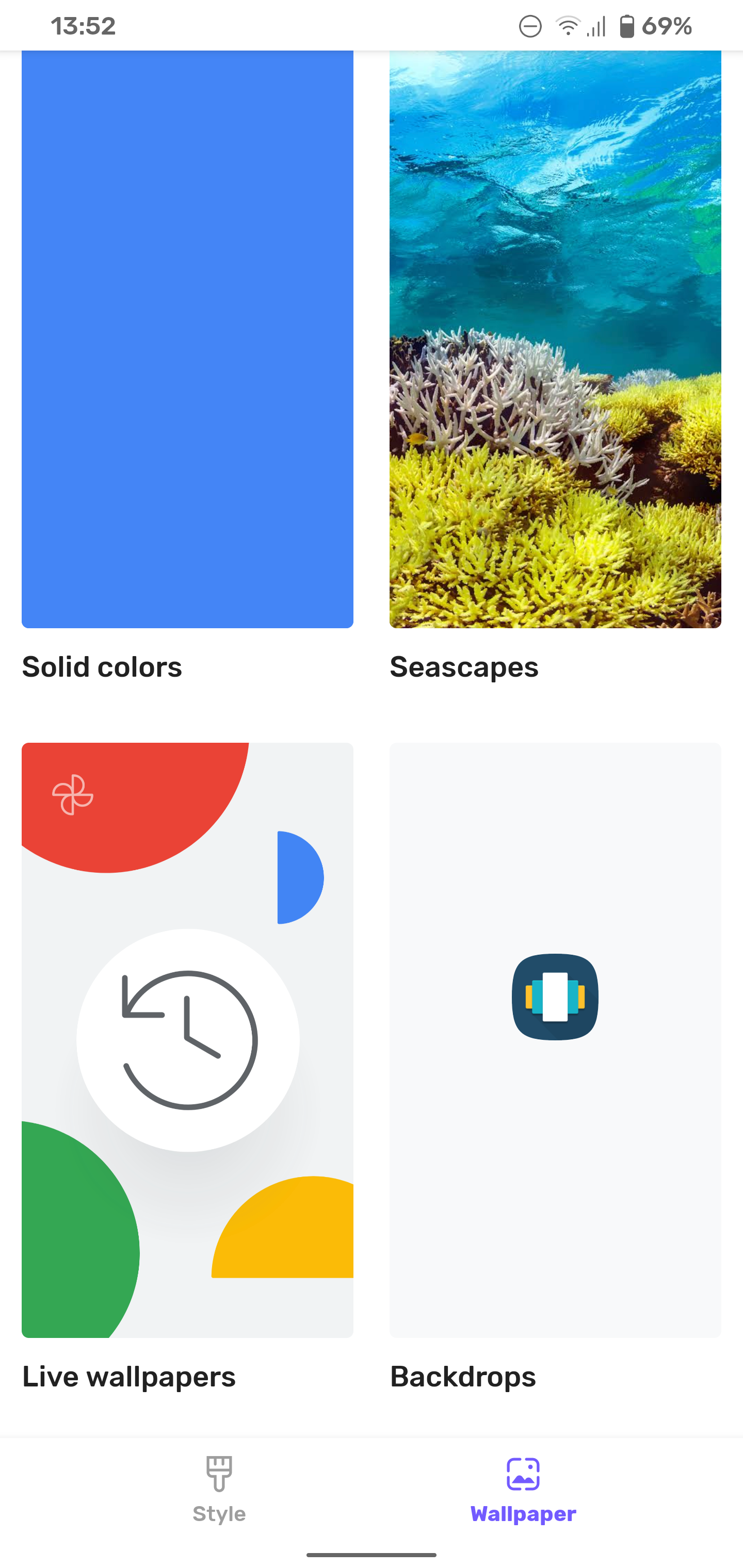 Google Photos lets you set a live wallpaper of your cool — or random