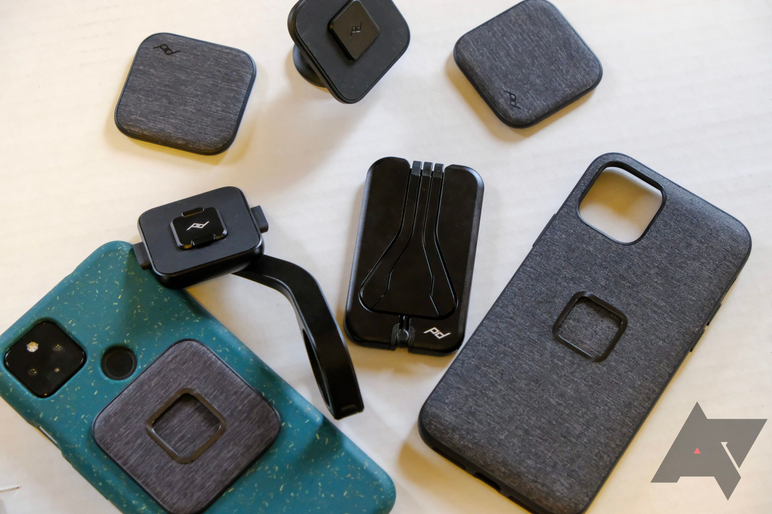 Peak Design Mobile accessories (2)