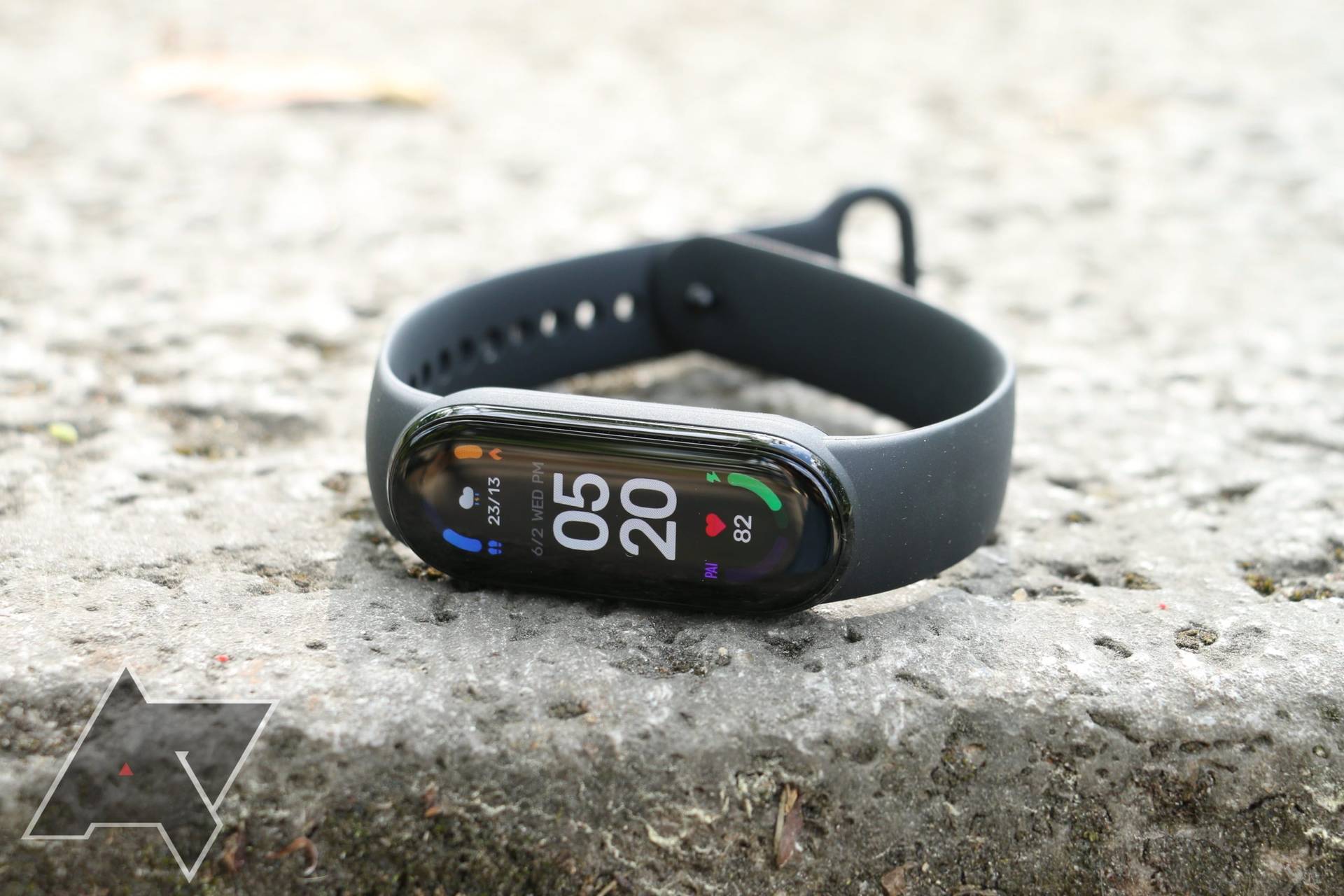 Xiaomi Mi Band 7 might include a larger, always-on display and new power saving features