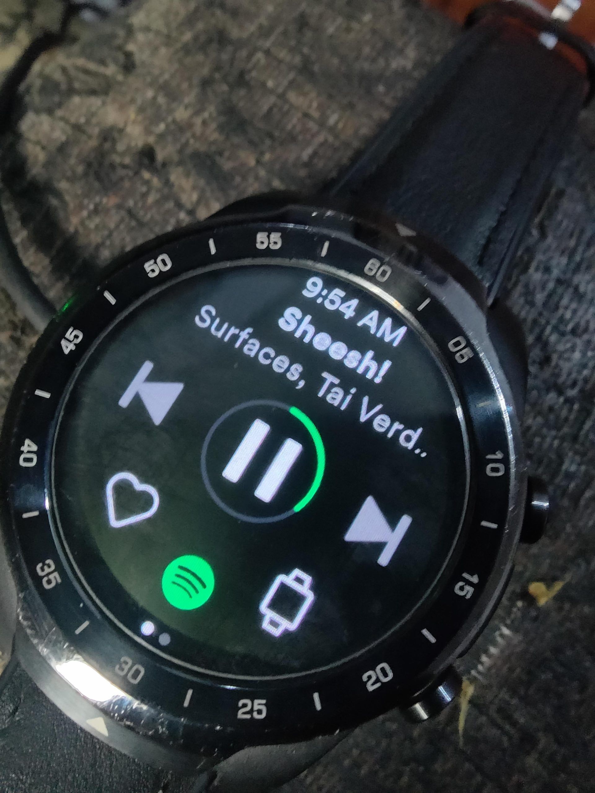 Spotify ticwatch hot sale