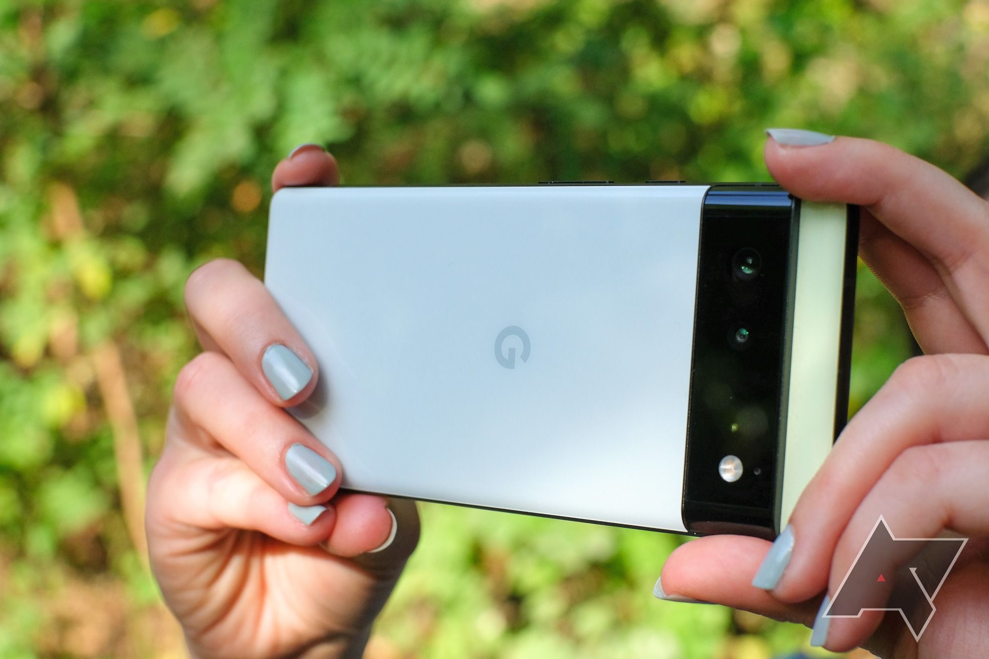 Compare the Google Pixel 6 size against other phones - Android