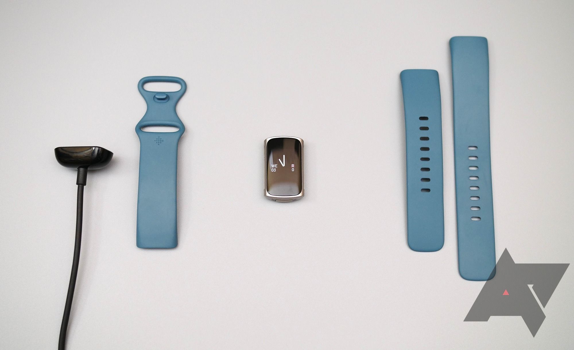 Do Fitbit Charge 4 bands work with the Fitbit Charge 5? - Android Authority