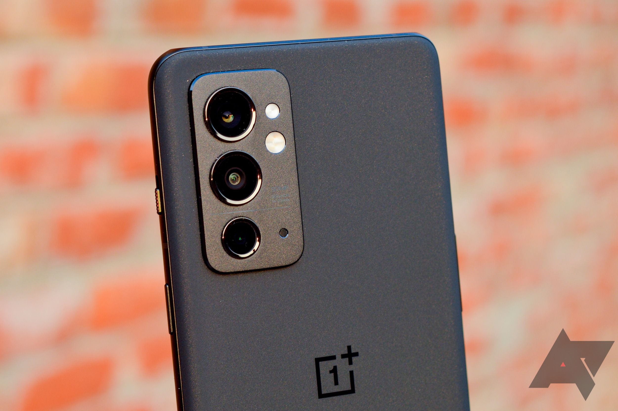 OnePlus 9RT review images 2