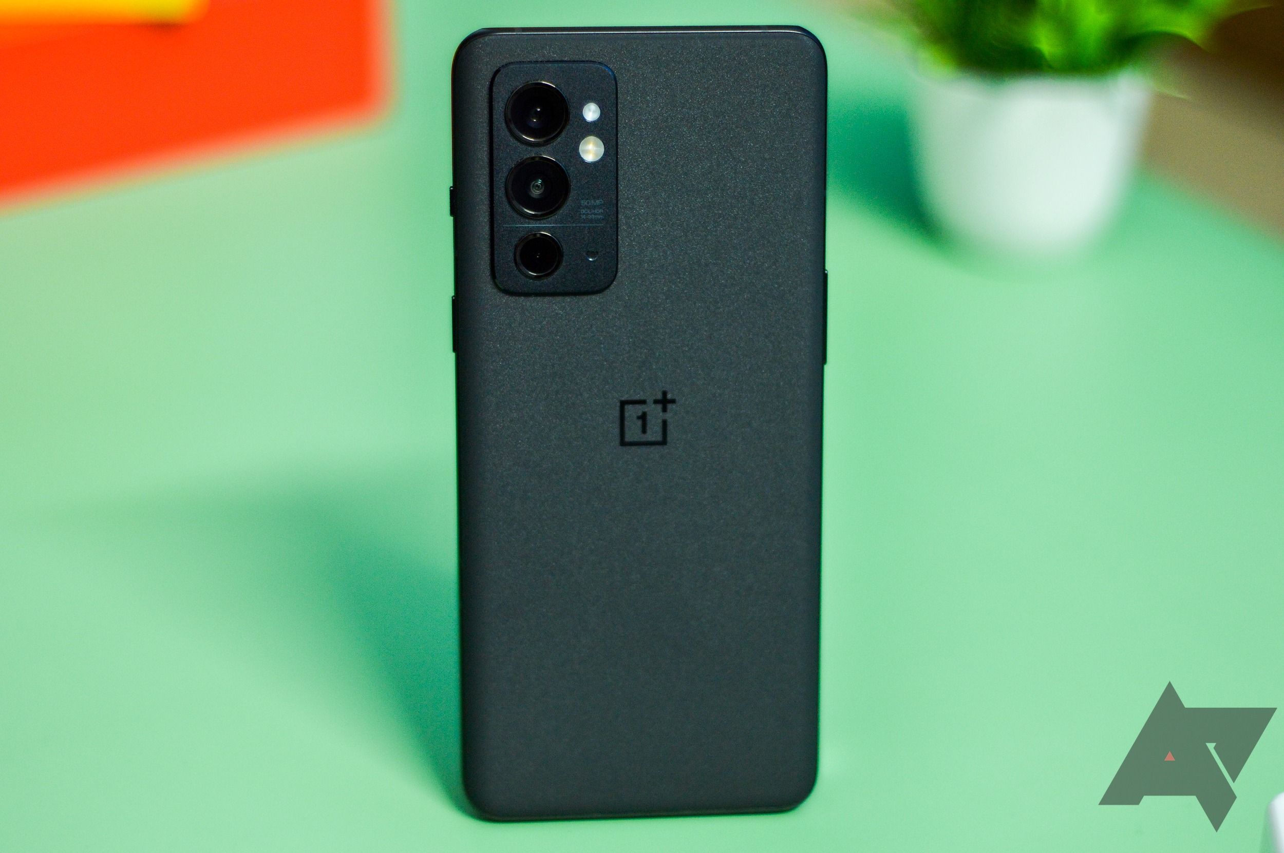 OnePlus 9RT review images 6