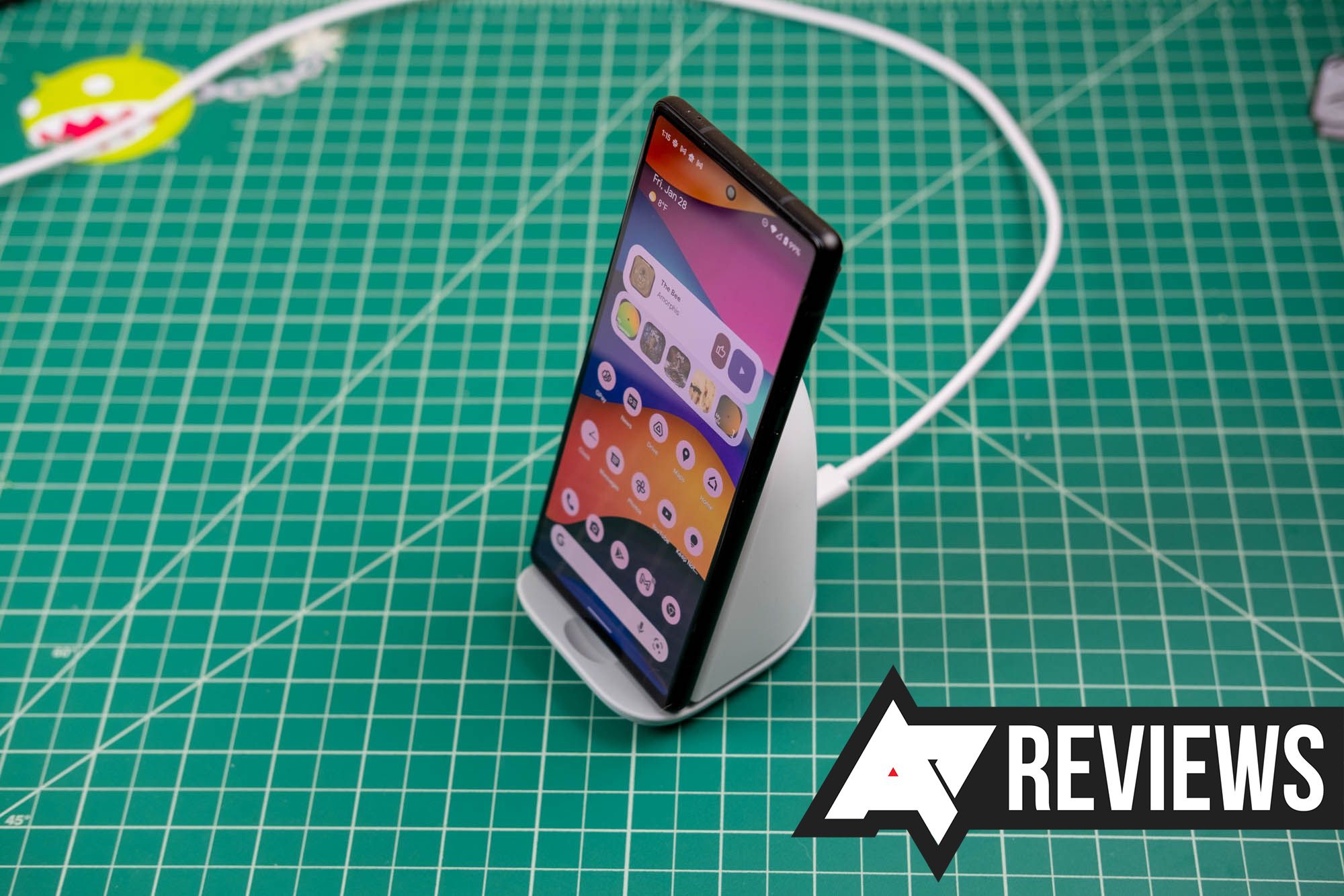 Pixel Stand review: Who needs a smart display?