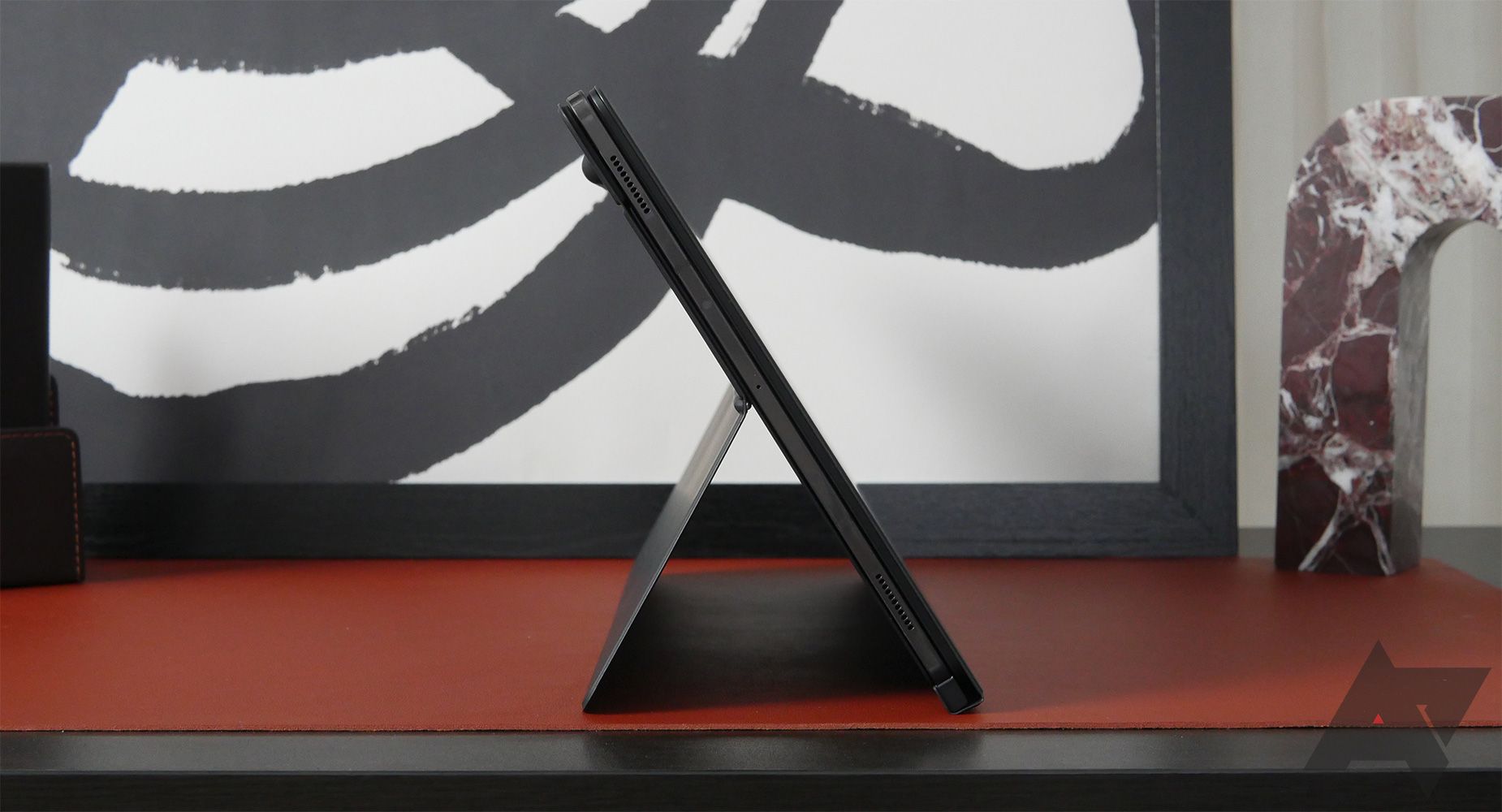 tab-s8-ultra-stand-side