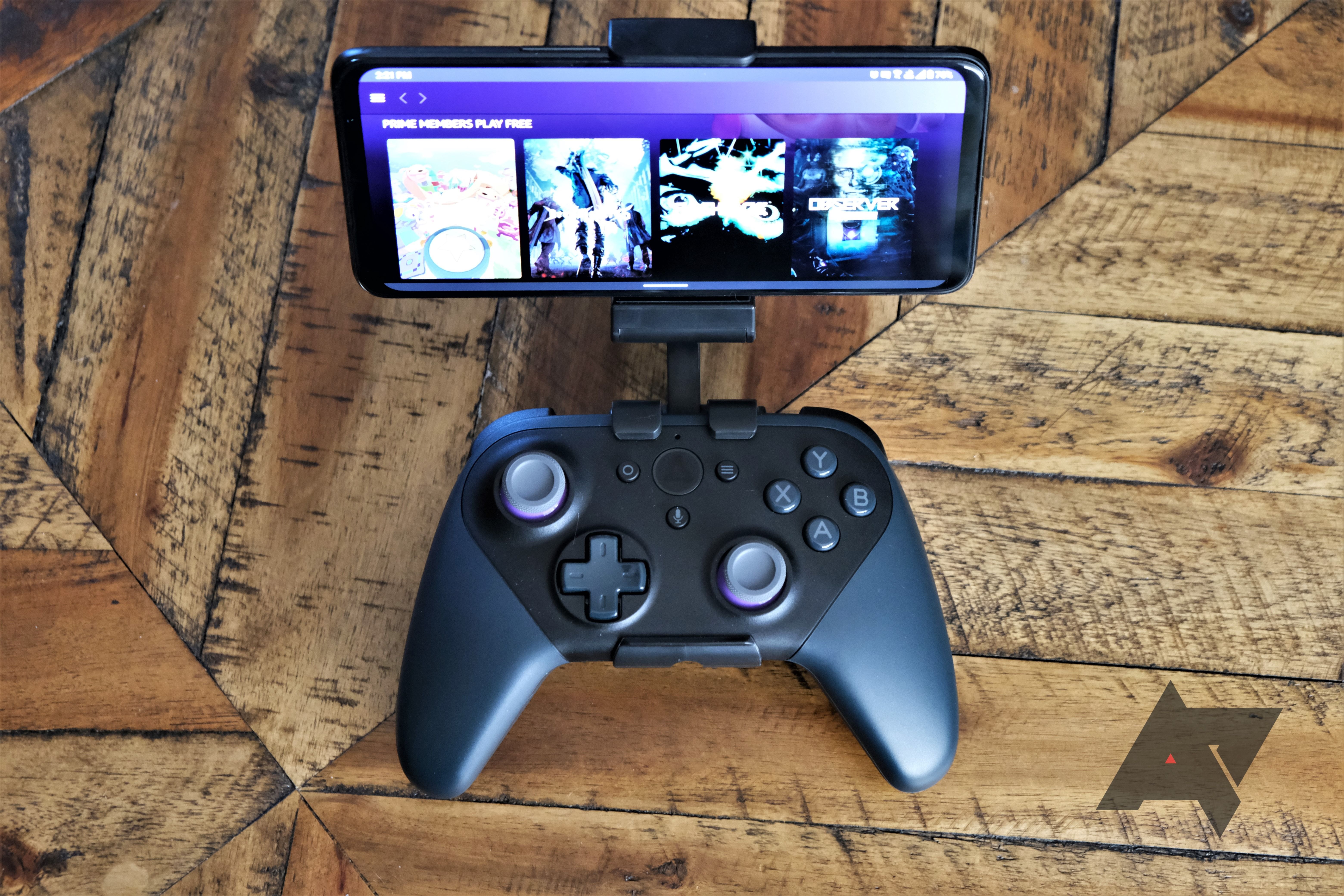 Amazon Luna hands-on first look controller clip