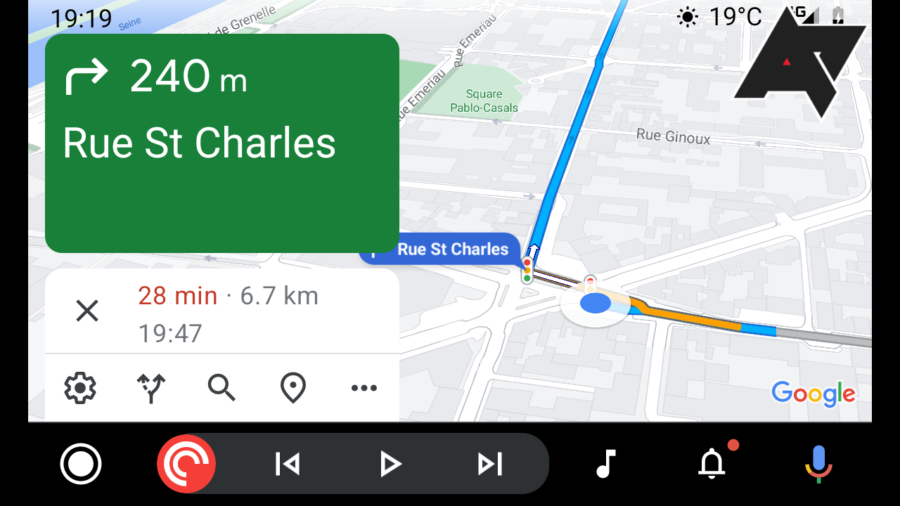 Screenshot of Android Auto's driving interface