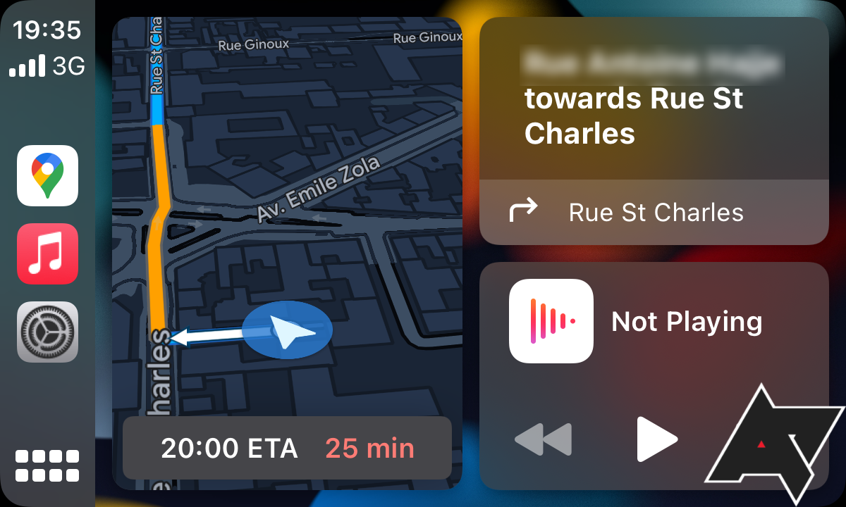 Screenshot of Apple CarPlay's dashboard