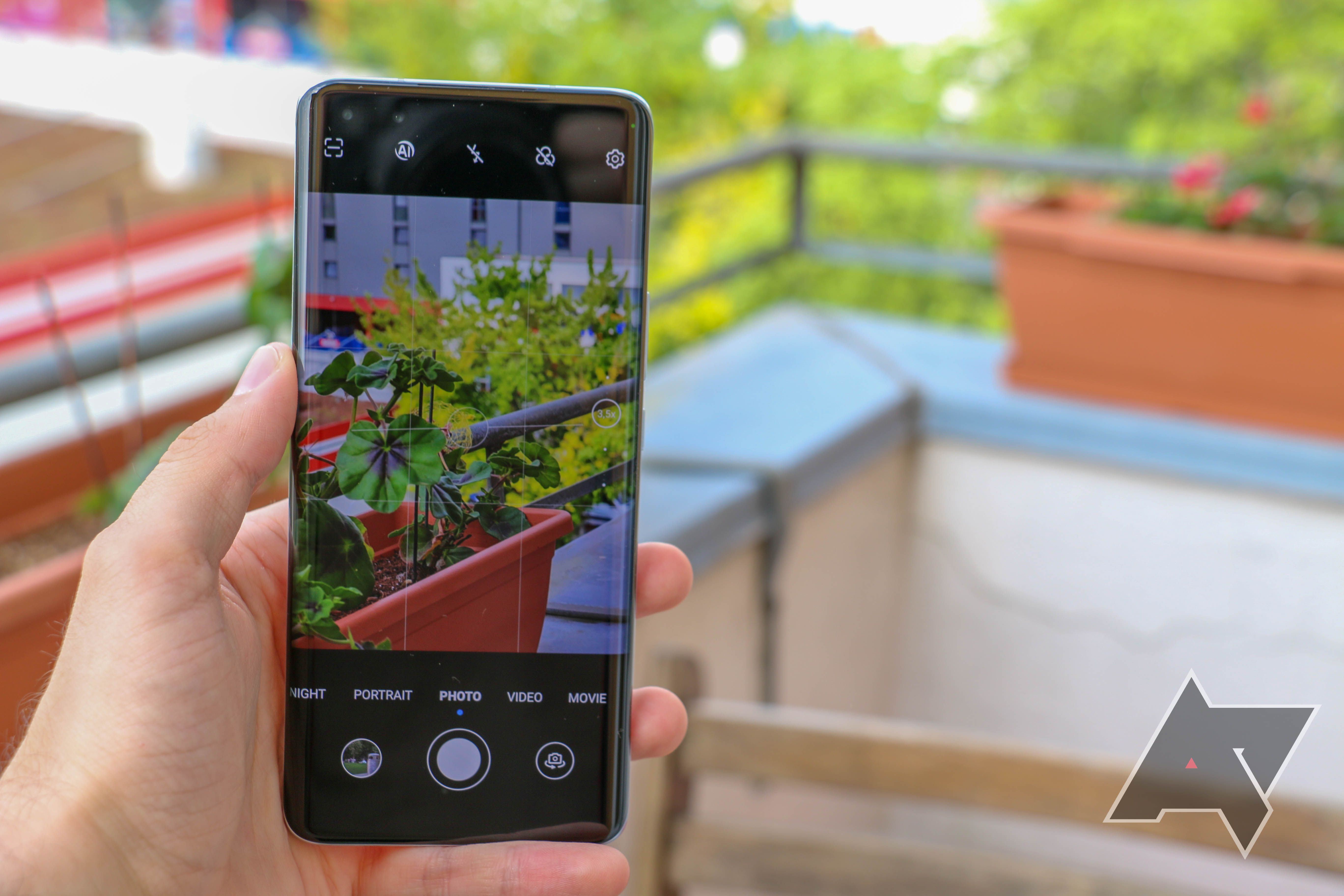 HONOR Magic4 Pro Review - Big Performance With Big Cameras –