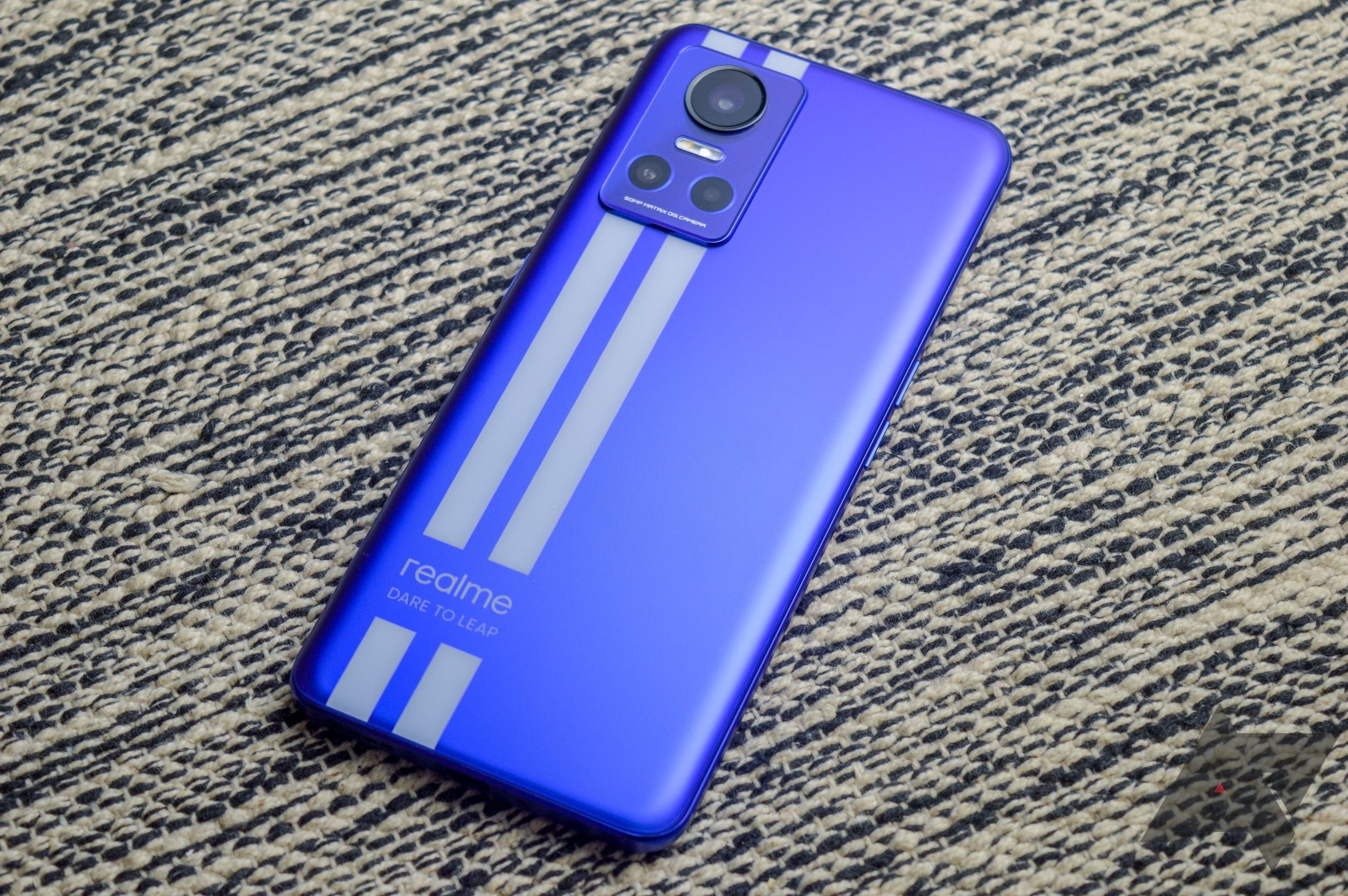 Realme GT NEO 2 5G review: Decent display and great overall performance