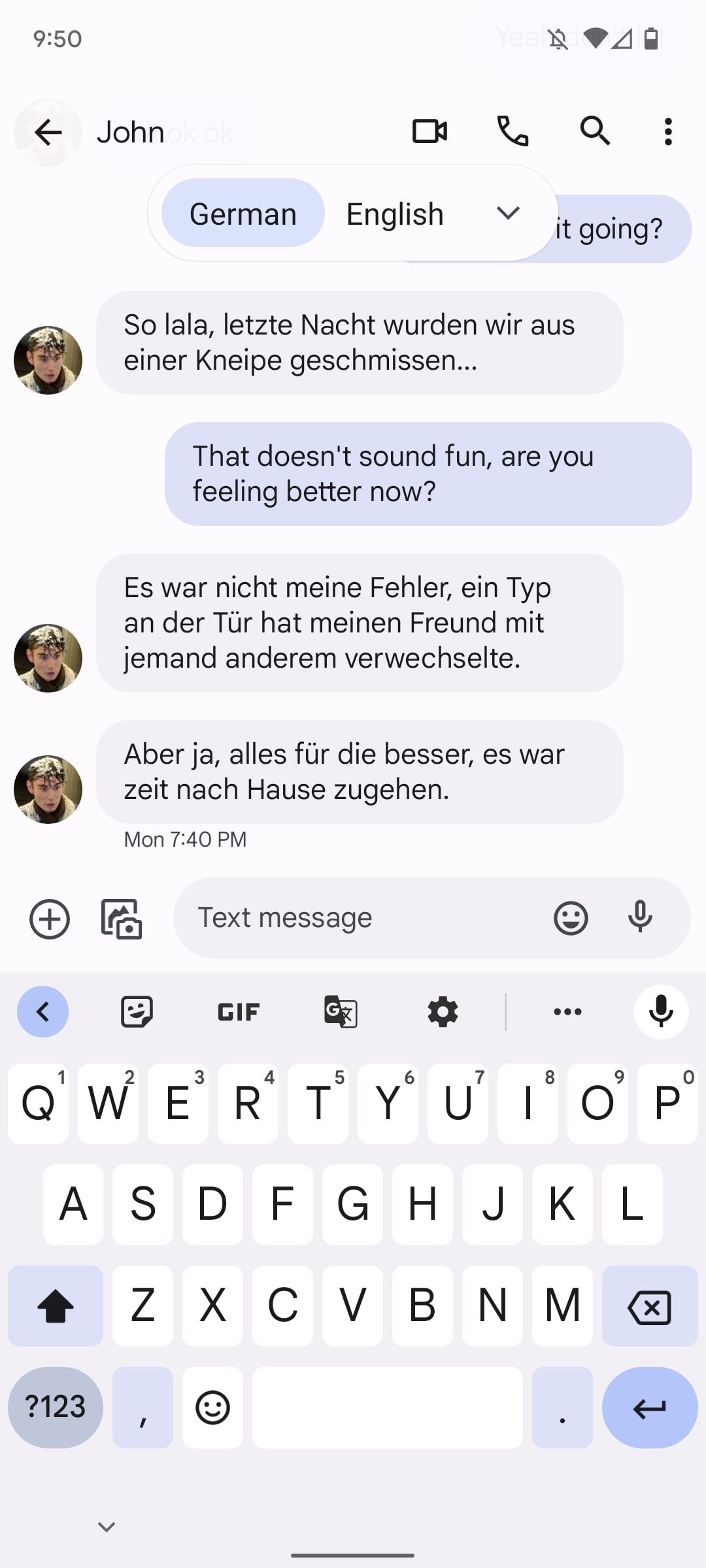 A text message conversation showing the available languages.