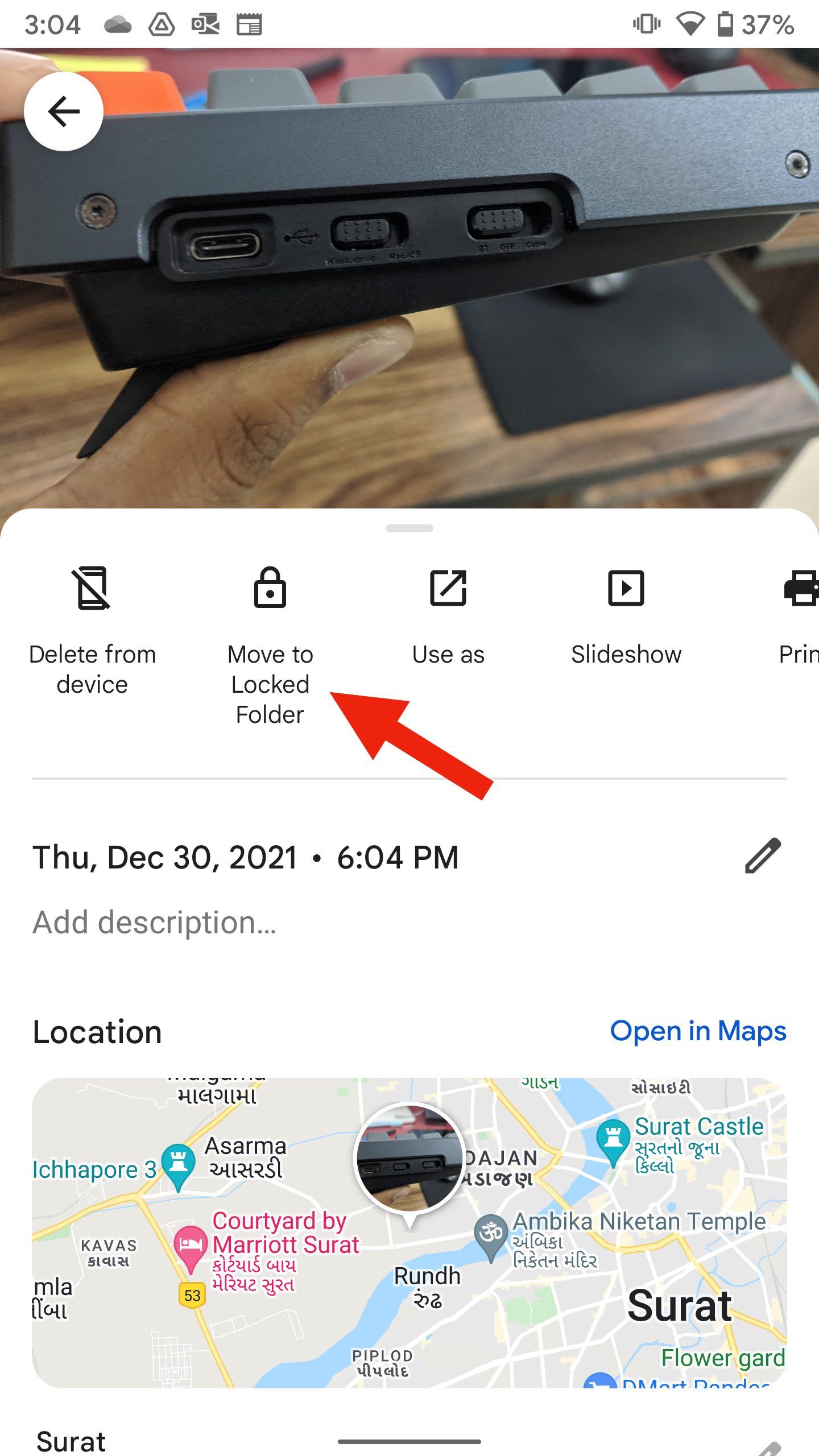 The option to hide photos in Google Photos using the "Moved to Locked Folder" option.