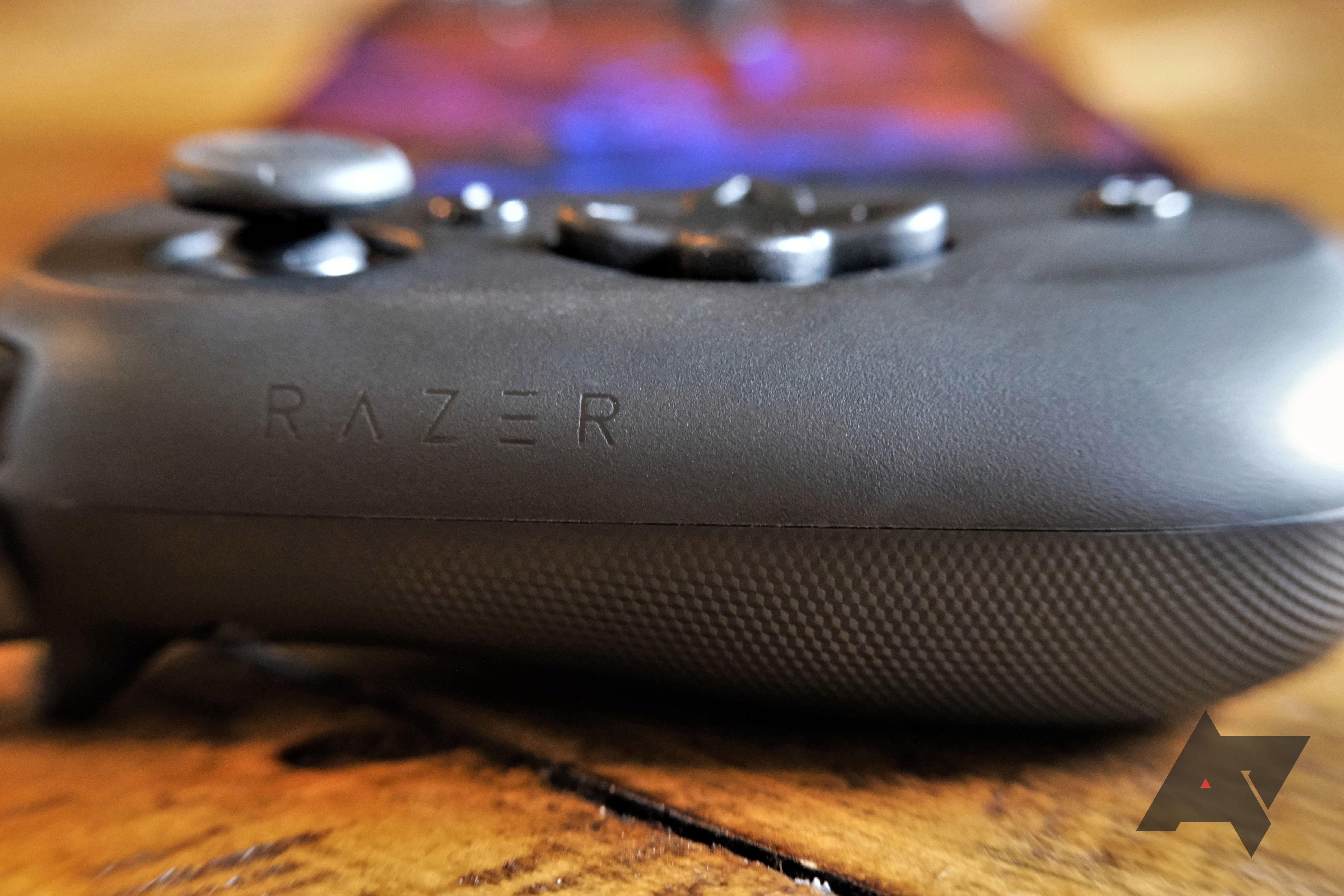 Razer Kishi V2 review: new design, frustrating problems - The Verge