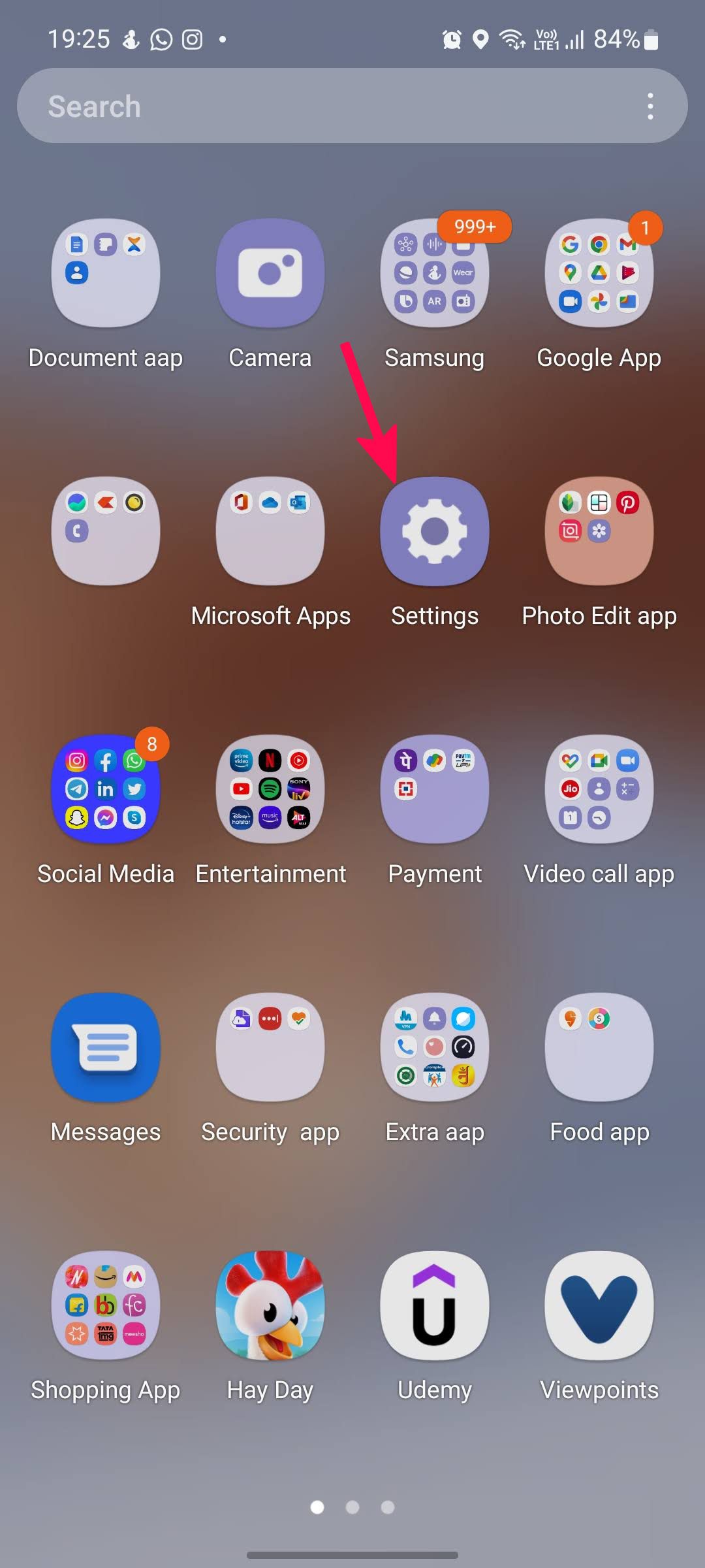 One UI settings menu on Samsung phone