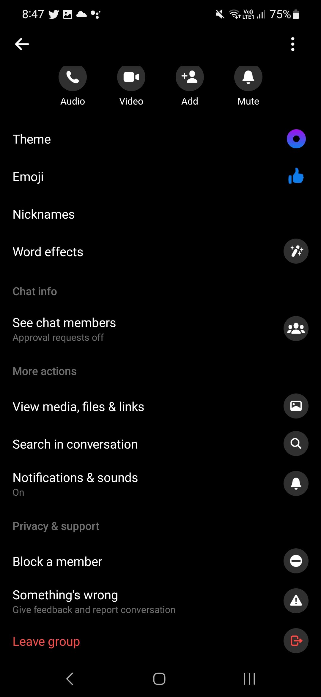 Facebook group chat settings