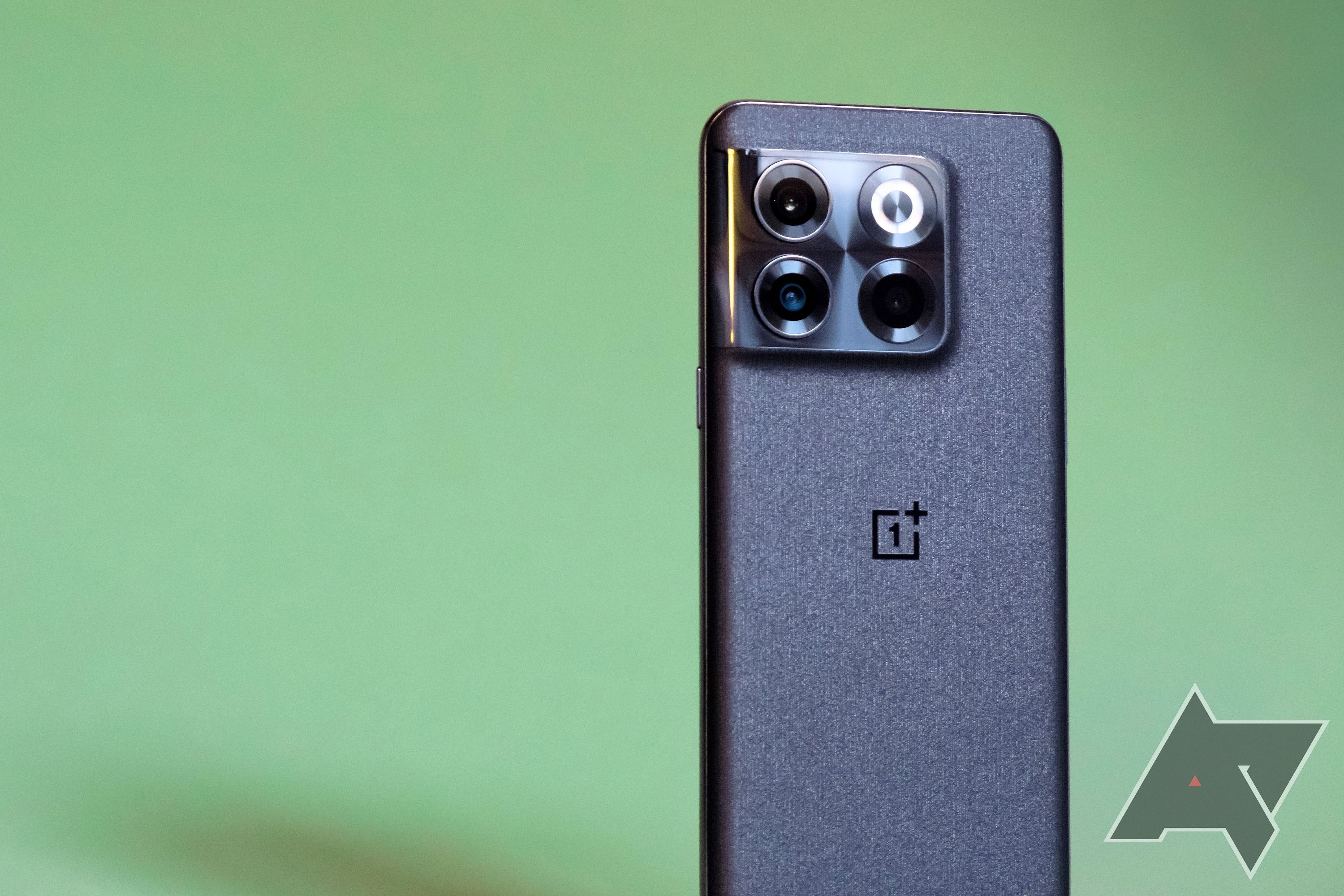 The OnePlus 10T is down to its lowest price ever