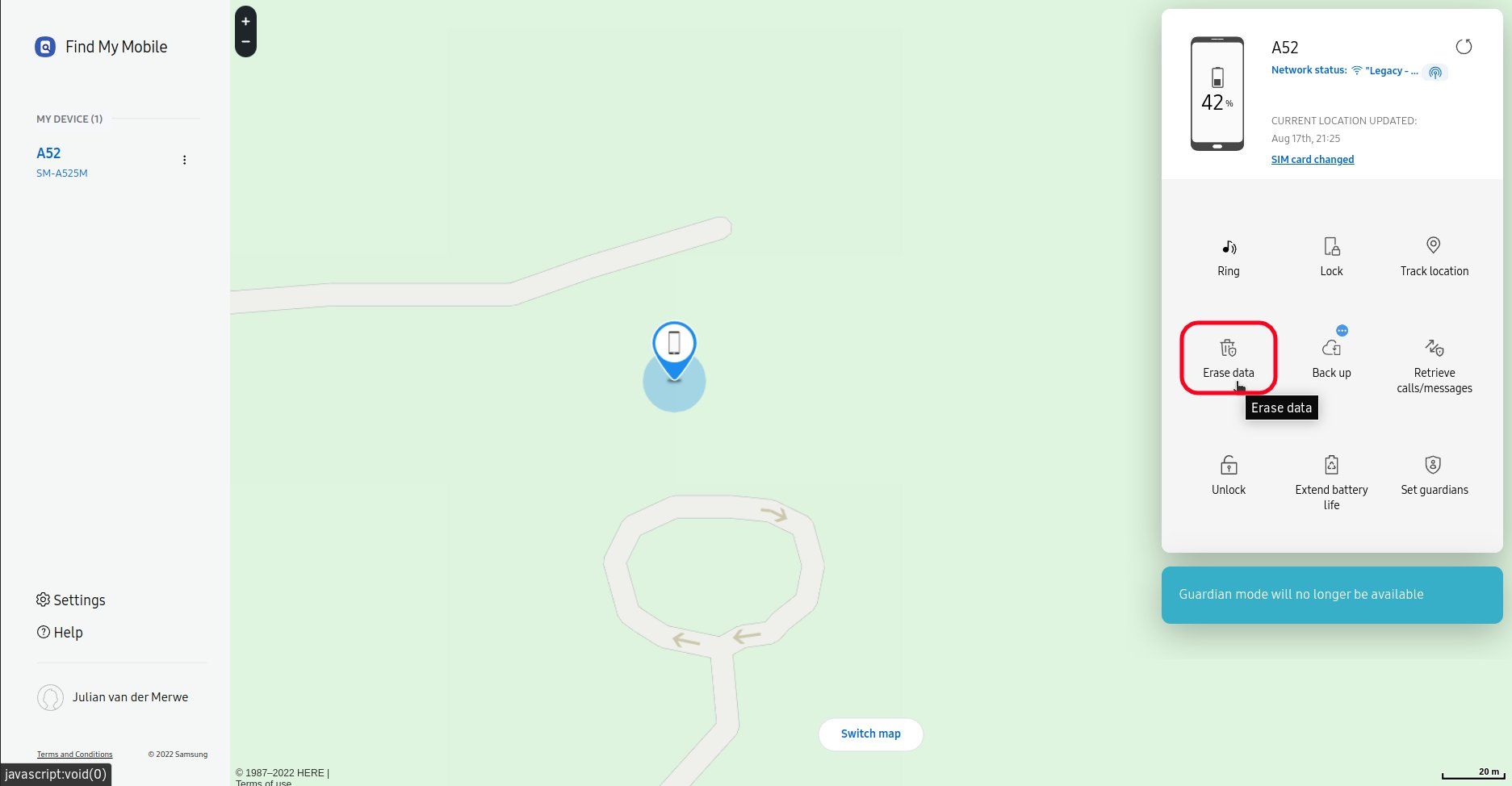 The find my mobile page is open with the erase data button highlighted.