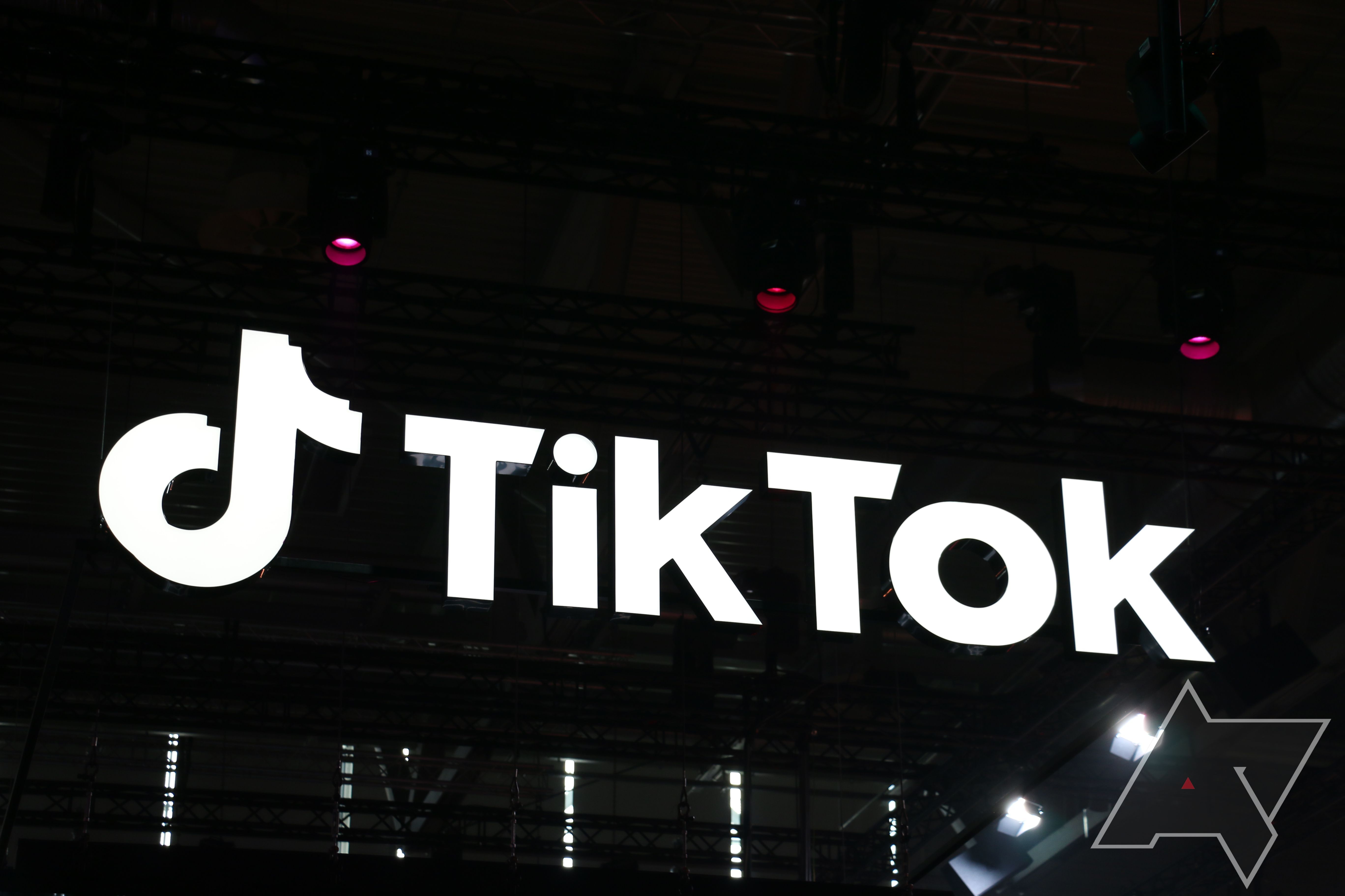 TikTok banner at Gamescon.